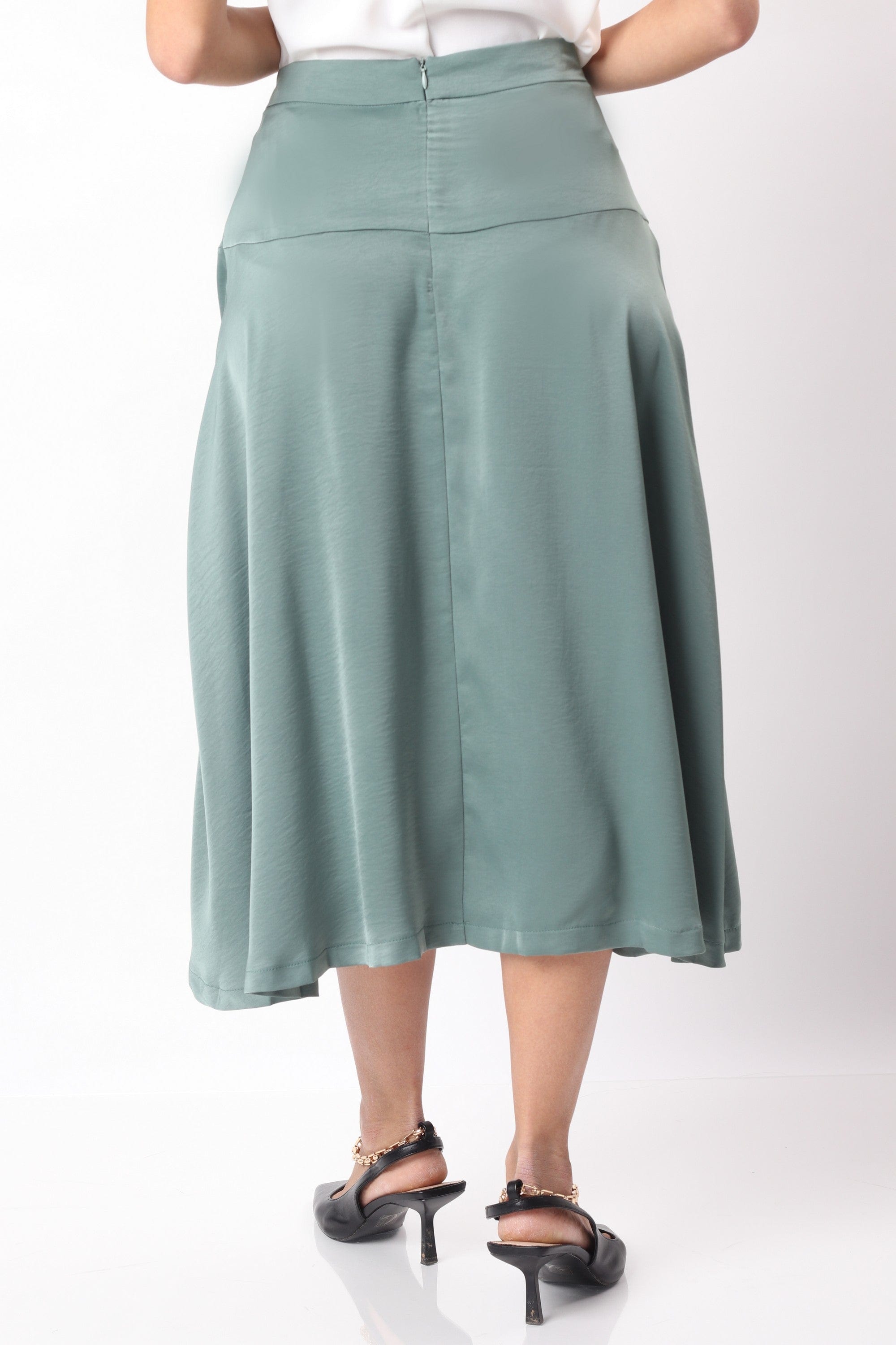 ميكا تنورة ميدي هاي ويست واسعة