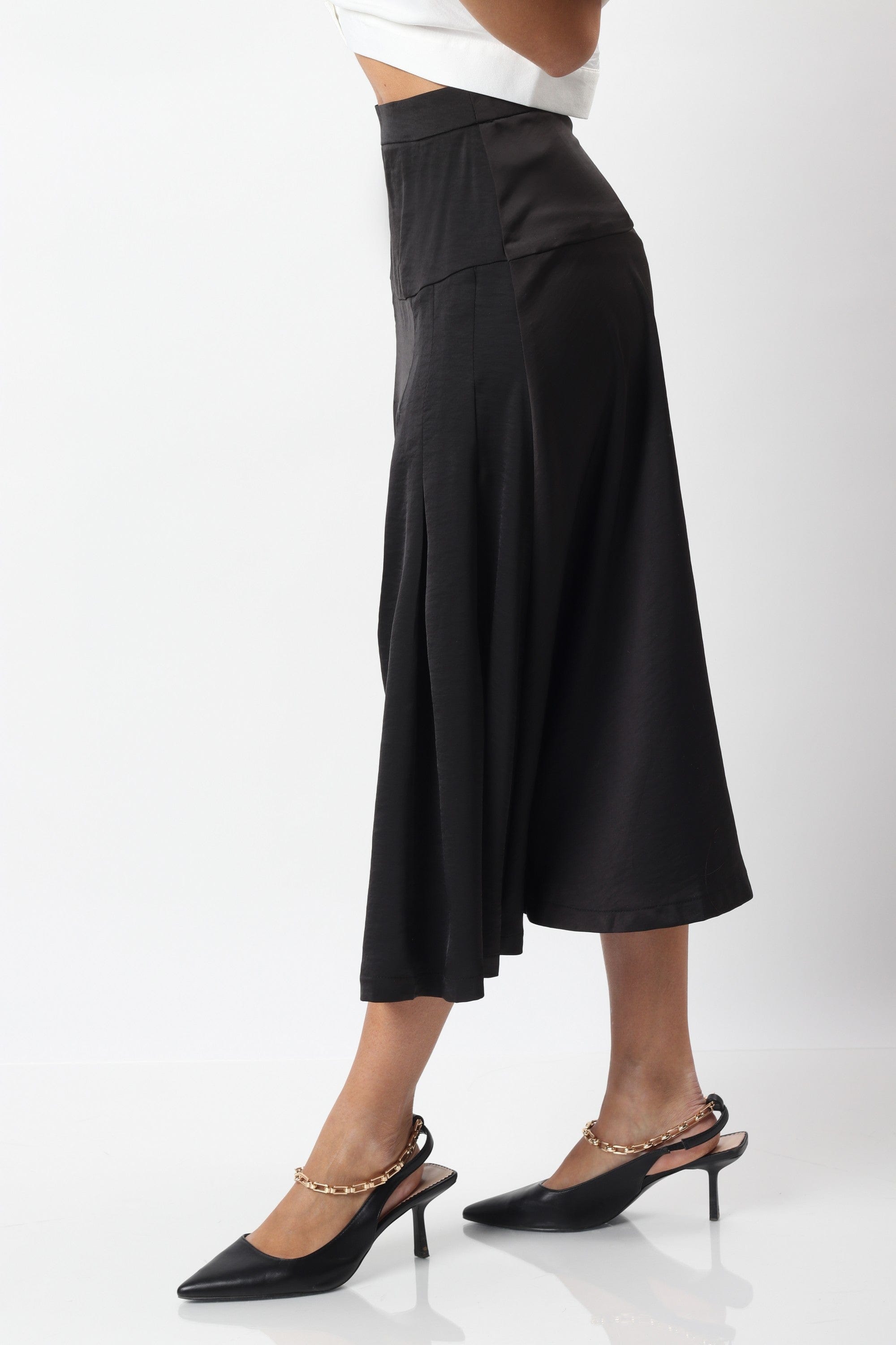 ميكا تنورة ميدي هاي ويست واسعة