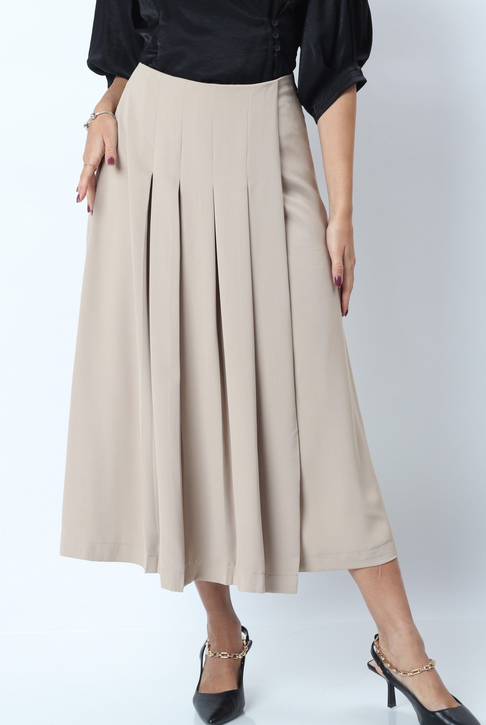 ميكا تنورة ميدي كلوش من الأمام سادة