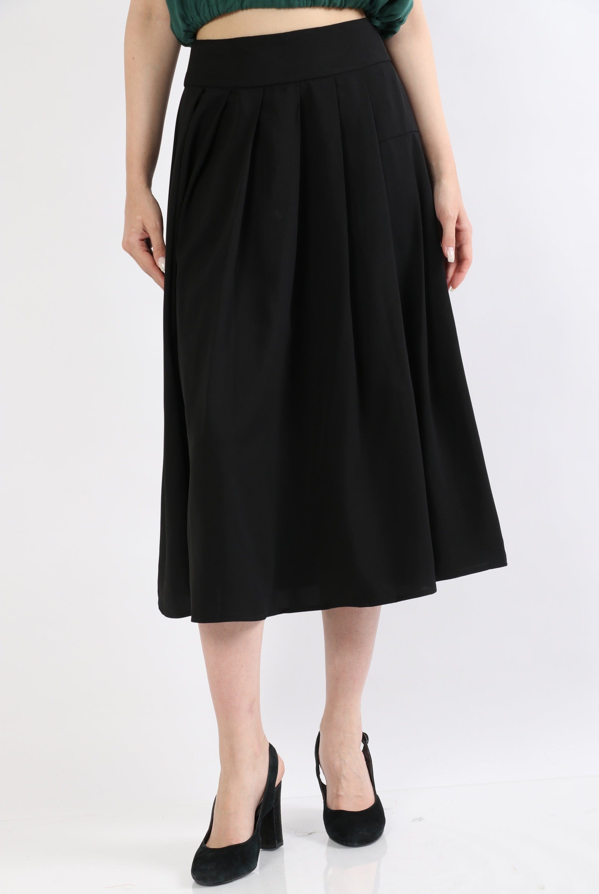 ميكا تنورة ميدي بكسرات عريضة سادة بخصر مرتفع