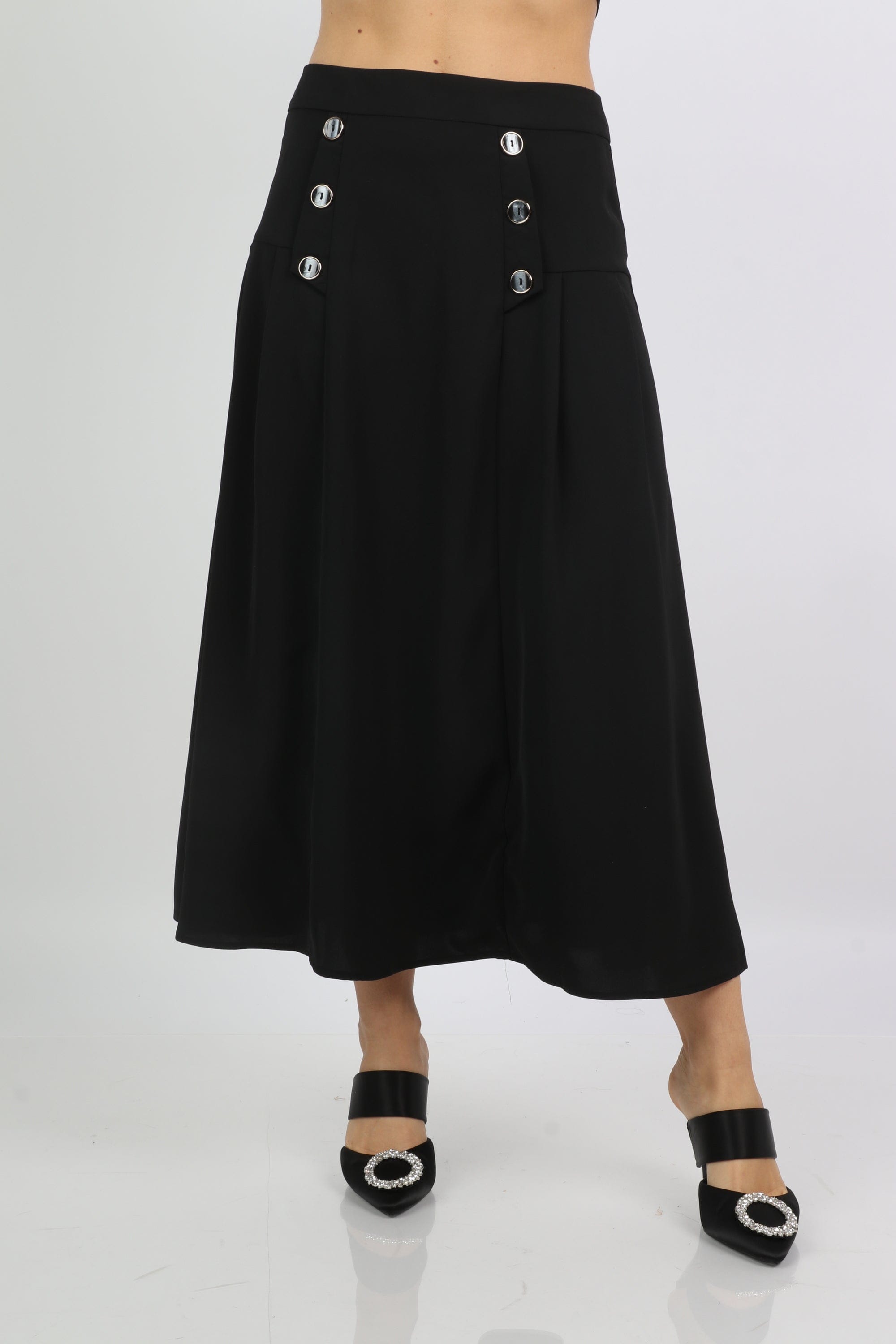 ميكا تنورة ميدي سادة بأزرار على الجانبين