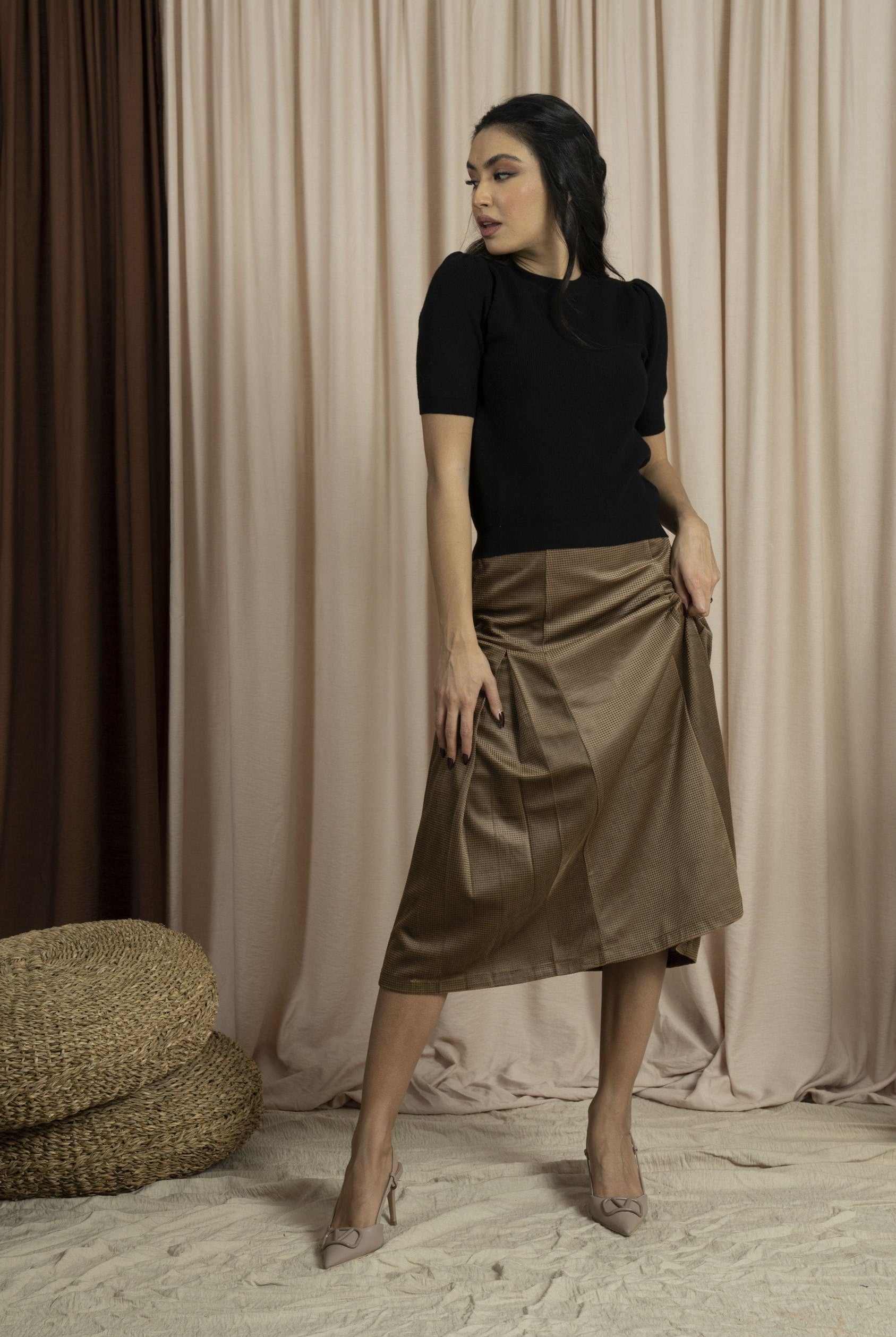 ميكا تنورة ميدي كلوش من الجوانب نسائي