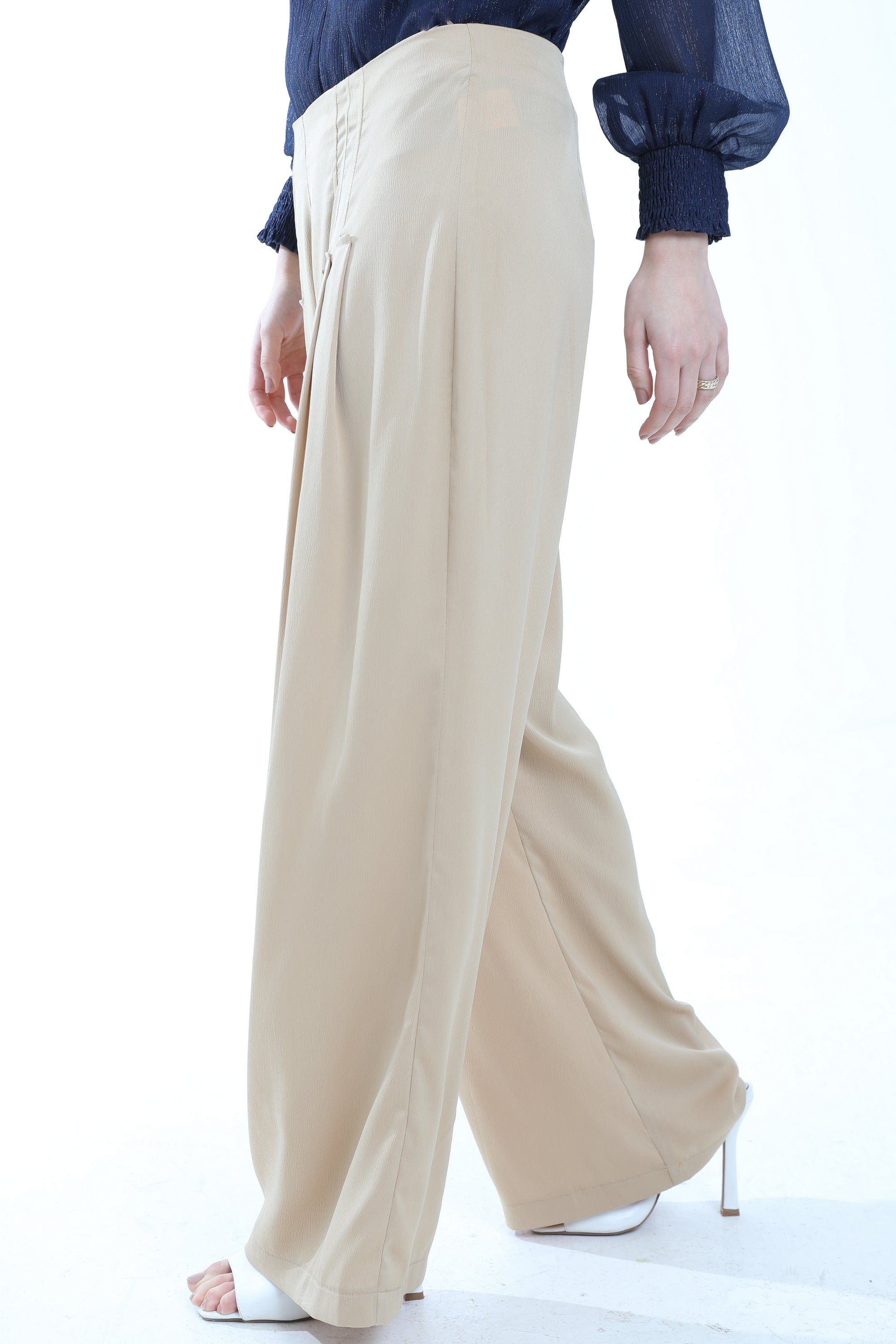 ميكا بنطلون طويل سادة خصر مرتفع واسع بكسرات نسائي