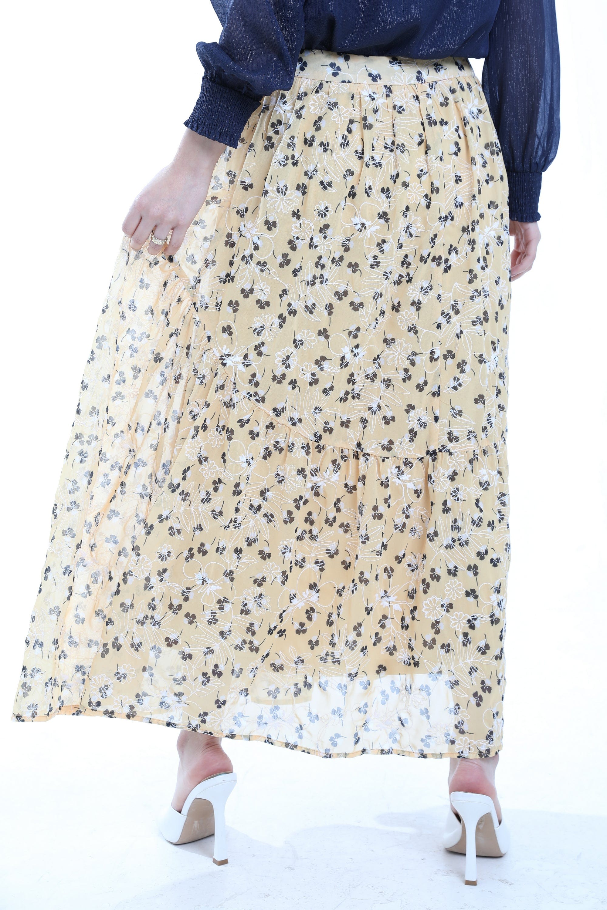 ميكا تنورة ميدي مشجرة واسعة كلوش نسائي أصفر باستل