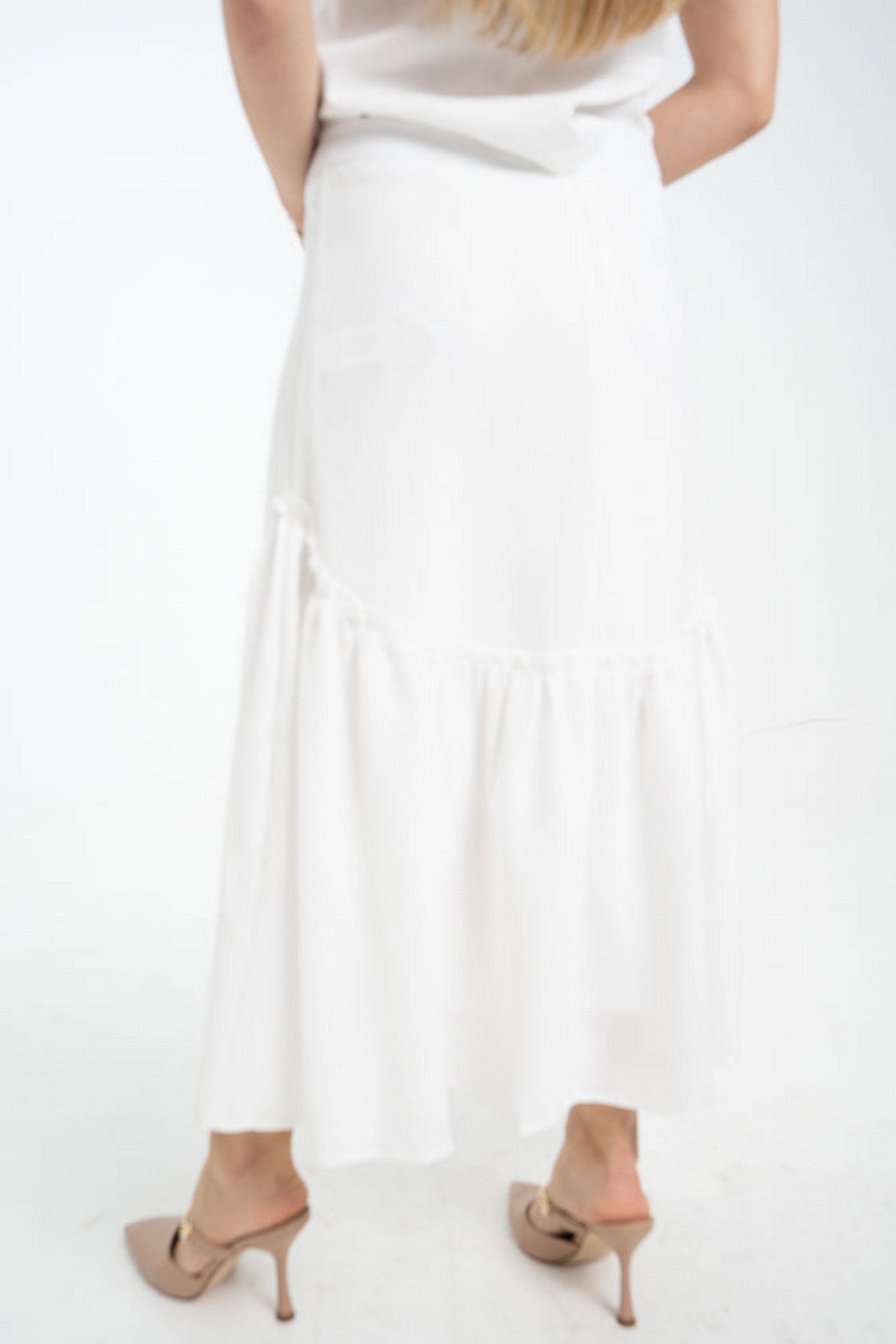 ميكا تنورة ميدي سادة كلوش من أسفل نسائي