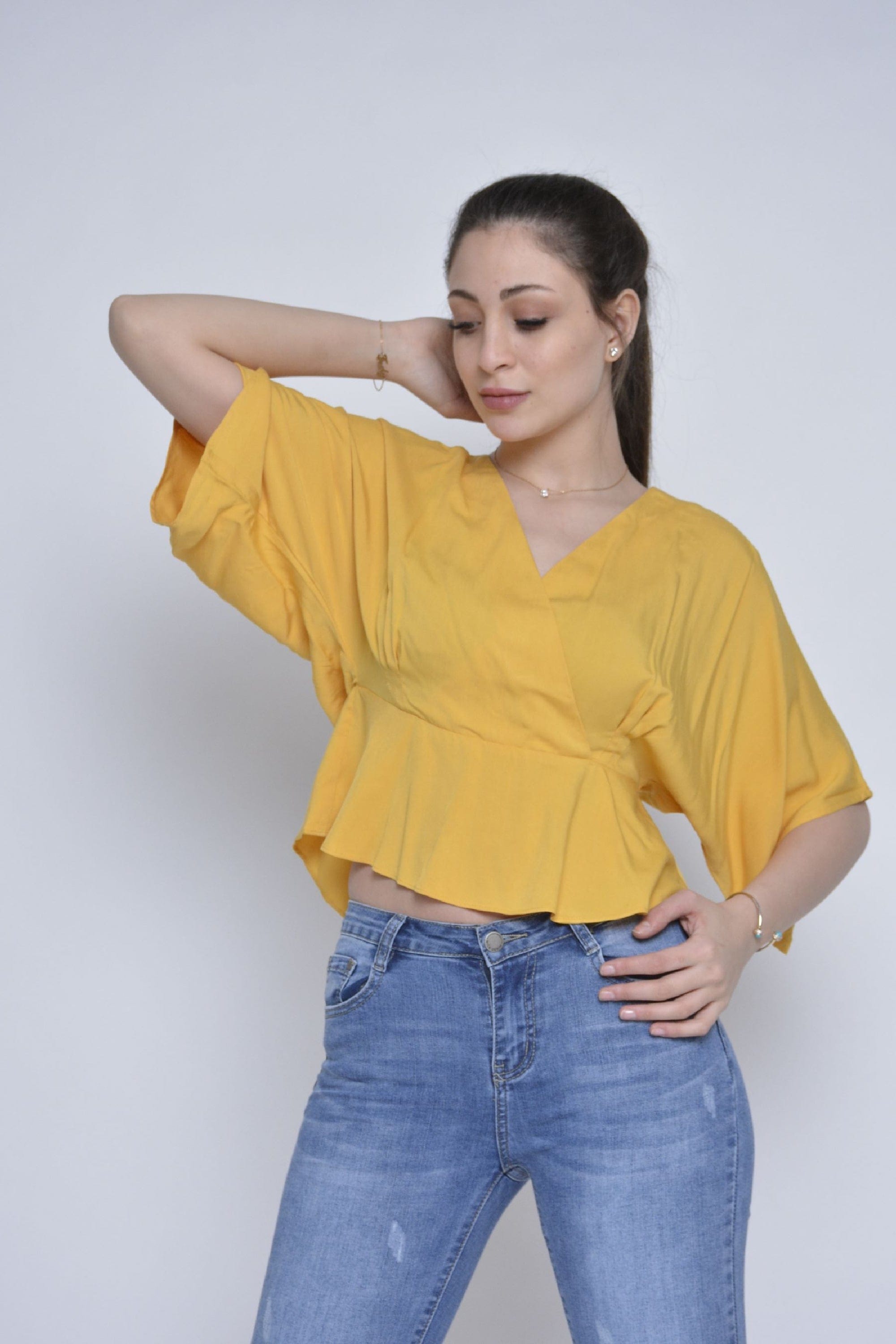 ميكا بلوزة واسعة ملفوفة بخصر 3/4 كم واسع نسائي