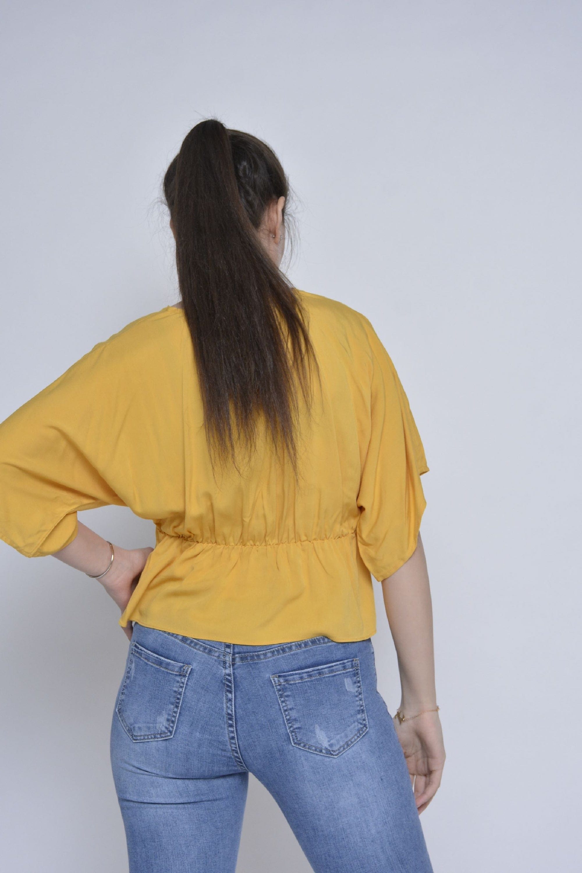 ميكا بلوزة واسعة ملفوفة بخصر 3/4 كم واسع نسائي