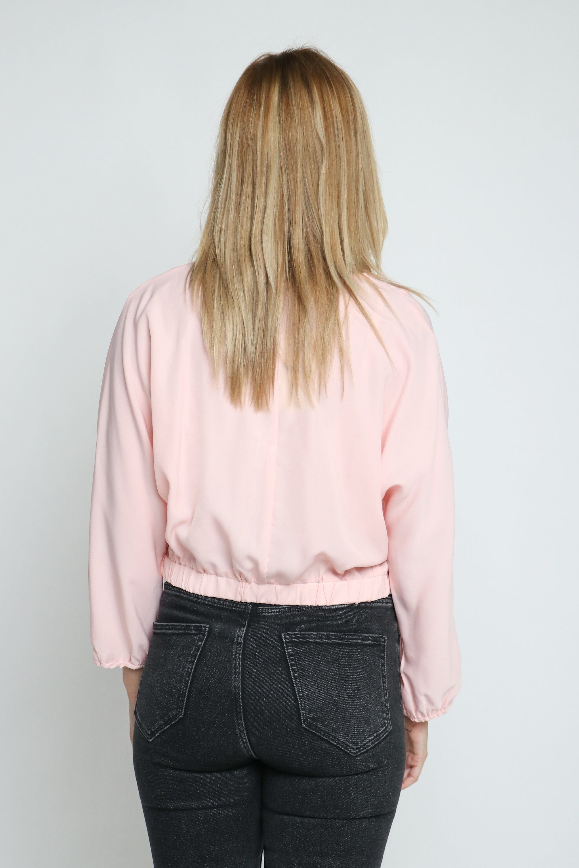 ميكا بلوزة سادة بأزرار أمامية كم طويل منفوخ نسائي