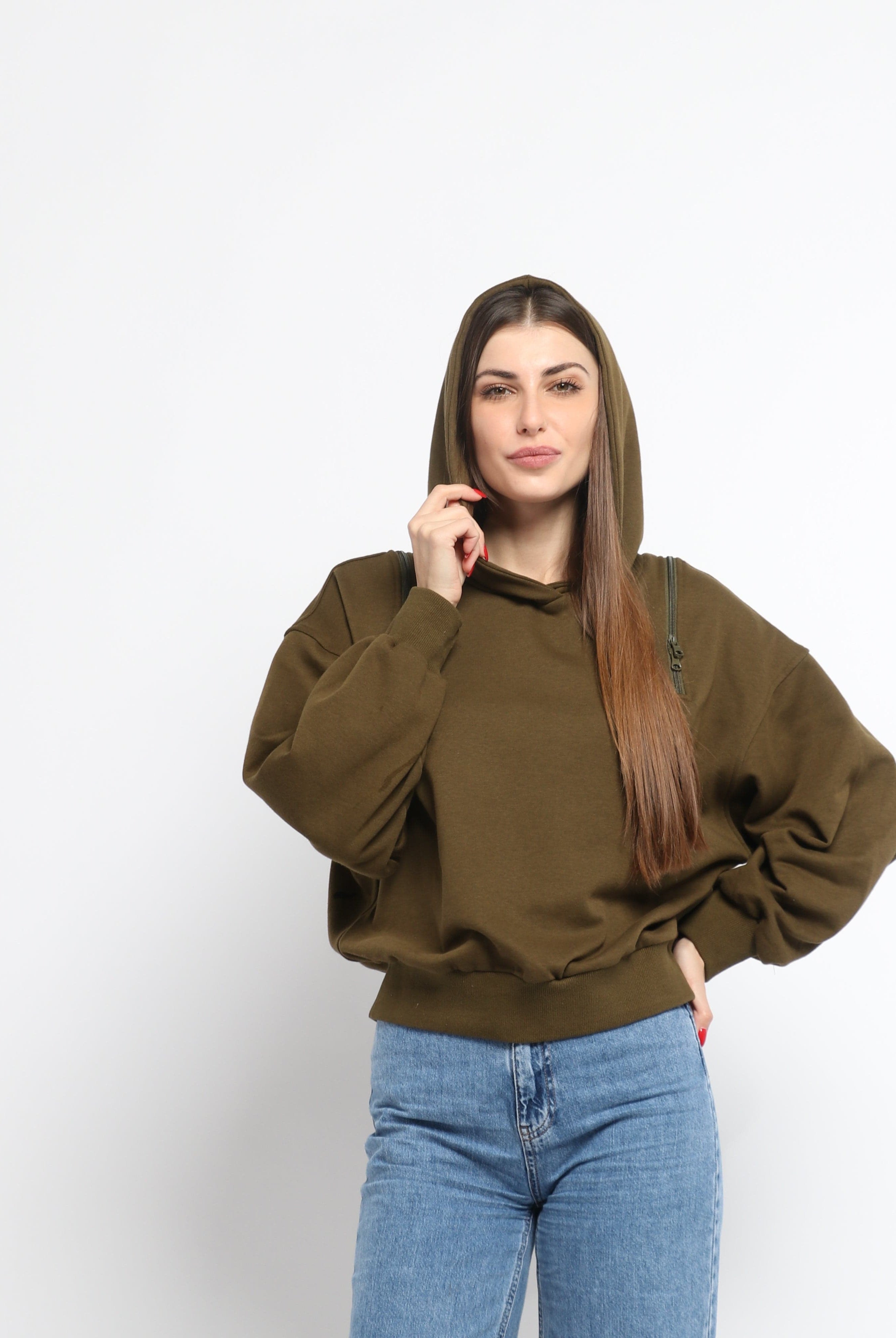 ميكا بلوزة على شكل هودي سادة بسحابات على الكتف بأكمام طويلة