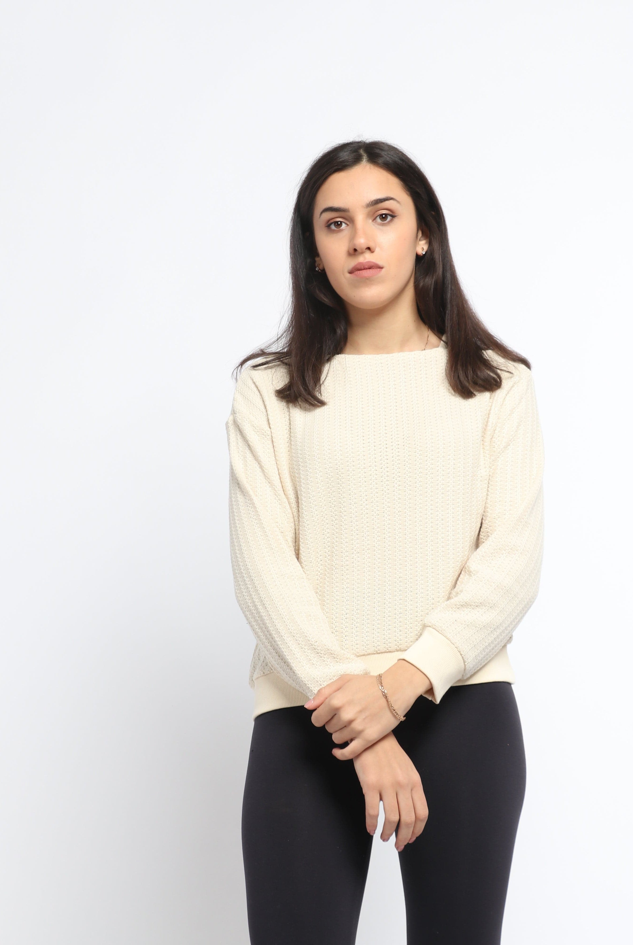 ميكا بلوزة بأكمام طويلة نسائية أوفر سايز برقبة