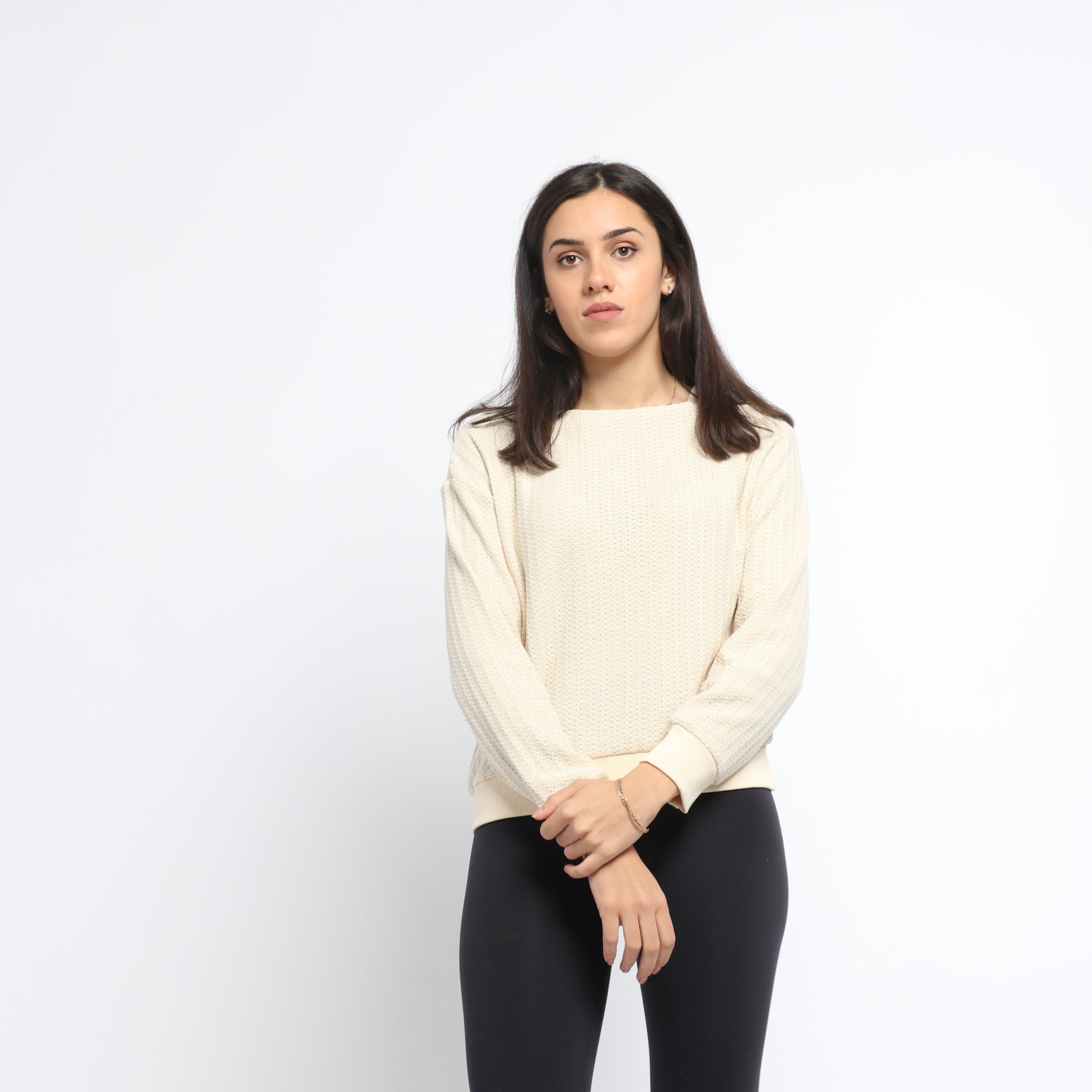 ميكا بلوزة بأكمام طويلة نسائية أوفر سايز برقبة