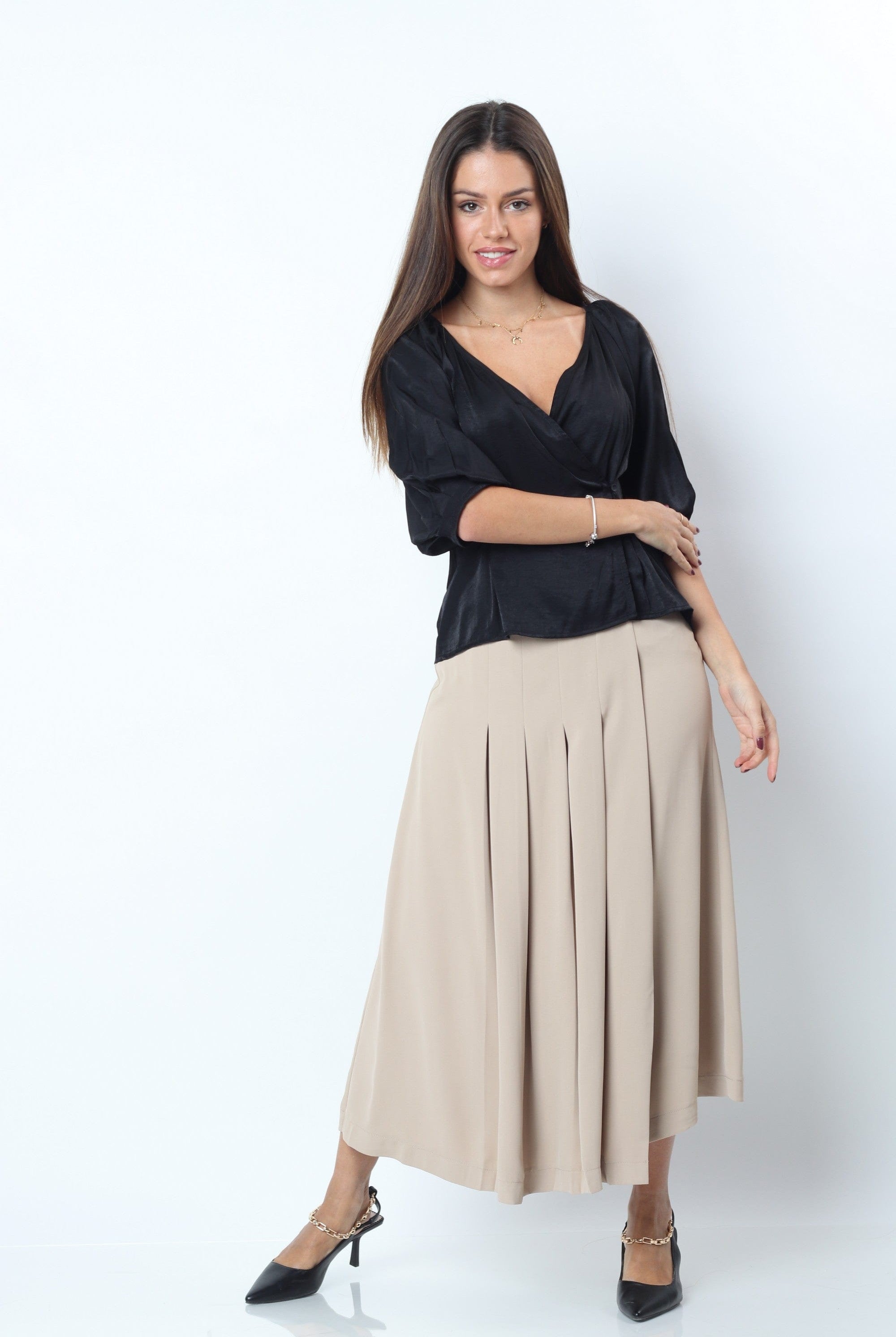 ميكا بلوزة لف بأزرار جانبية 3/4 كم