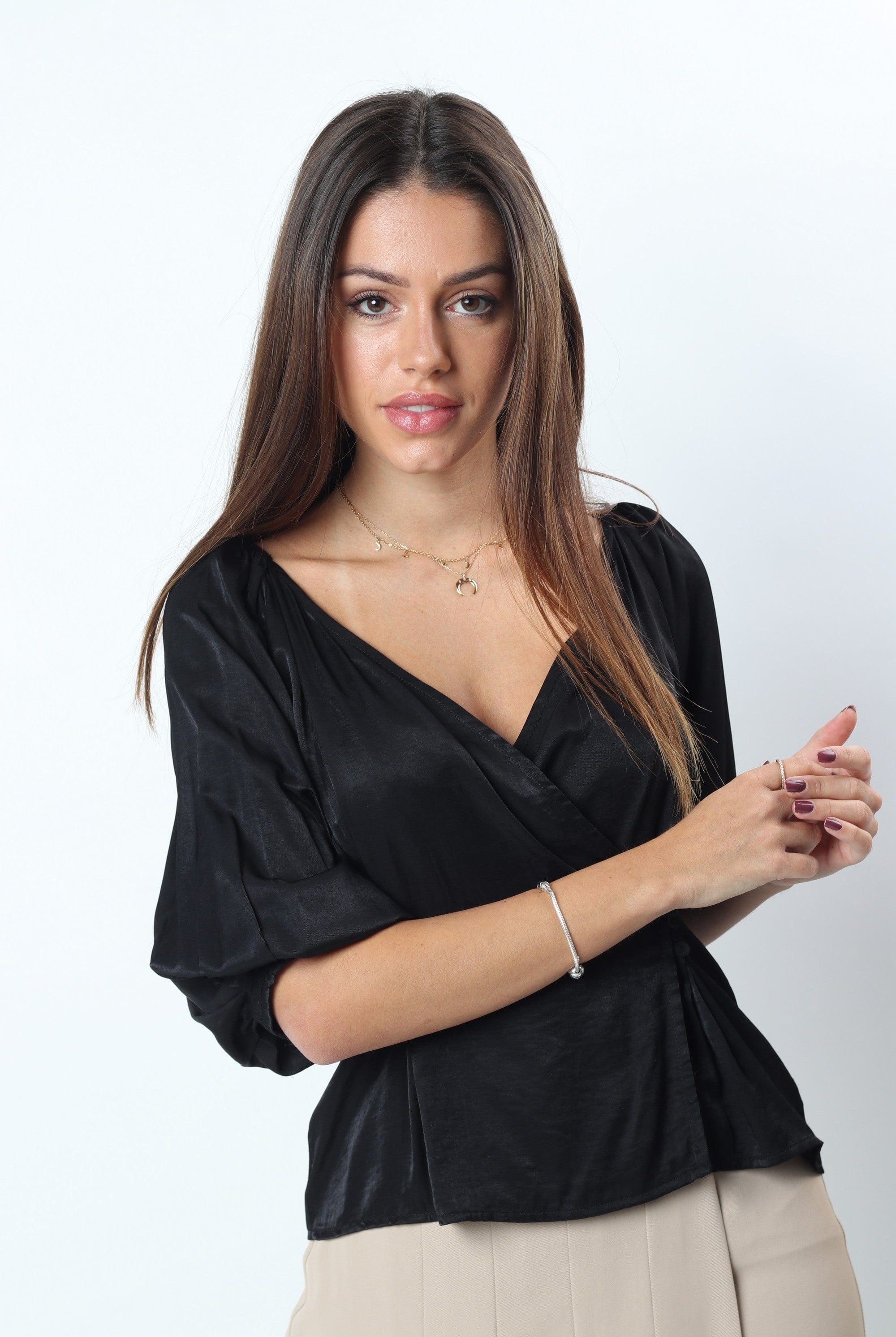 ميكا بلوزة لف بأزرار جانبية 3/4 كم