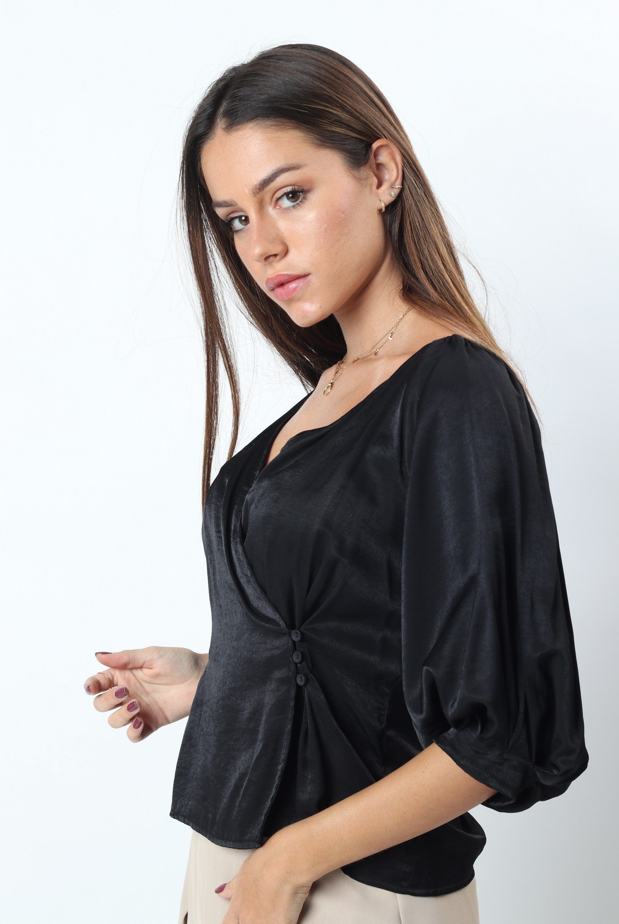 ميكا بلوزة لف بأزرار جانبية 3/4 كم