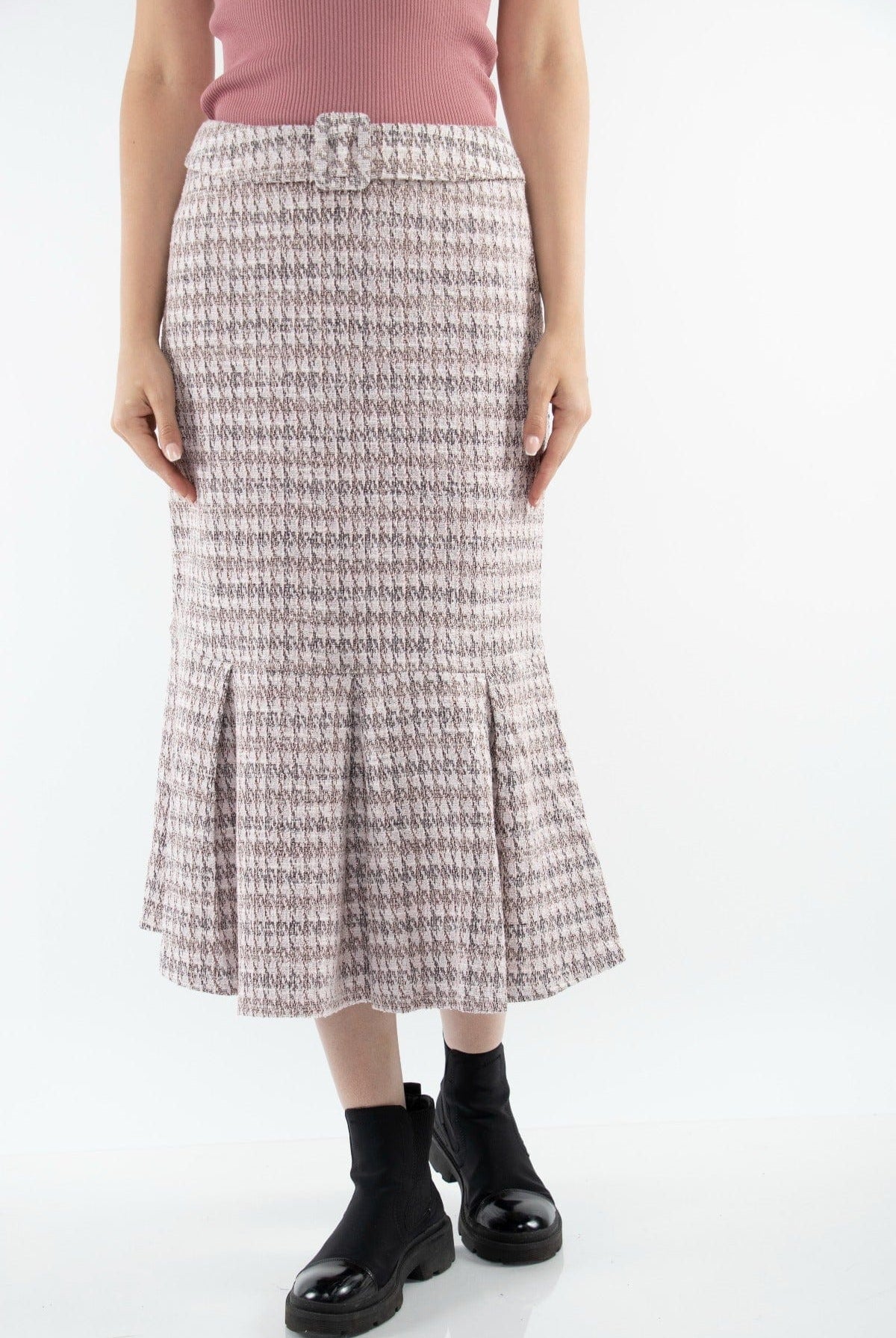 ميكا تنورة ميدي نسيج متماسك مصممة بكسرات من الاسفل بحزام خصر