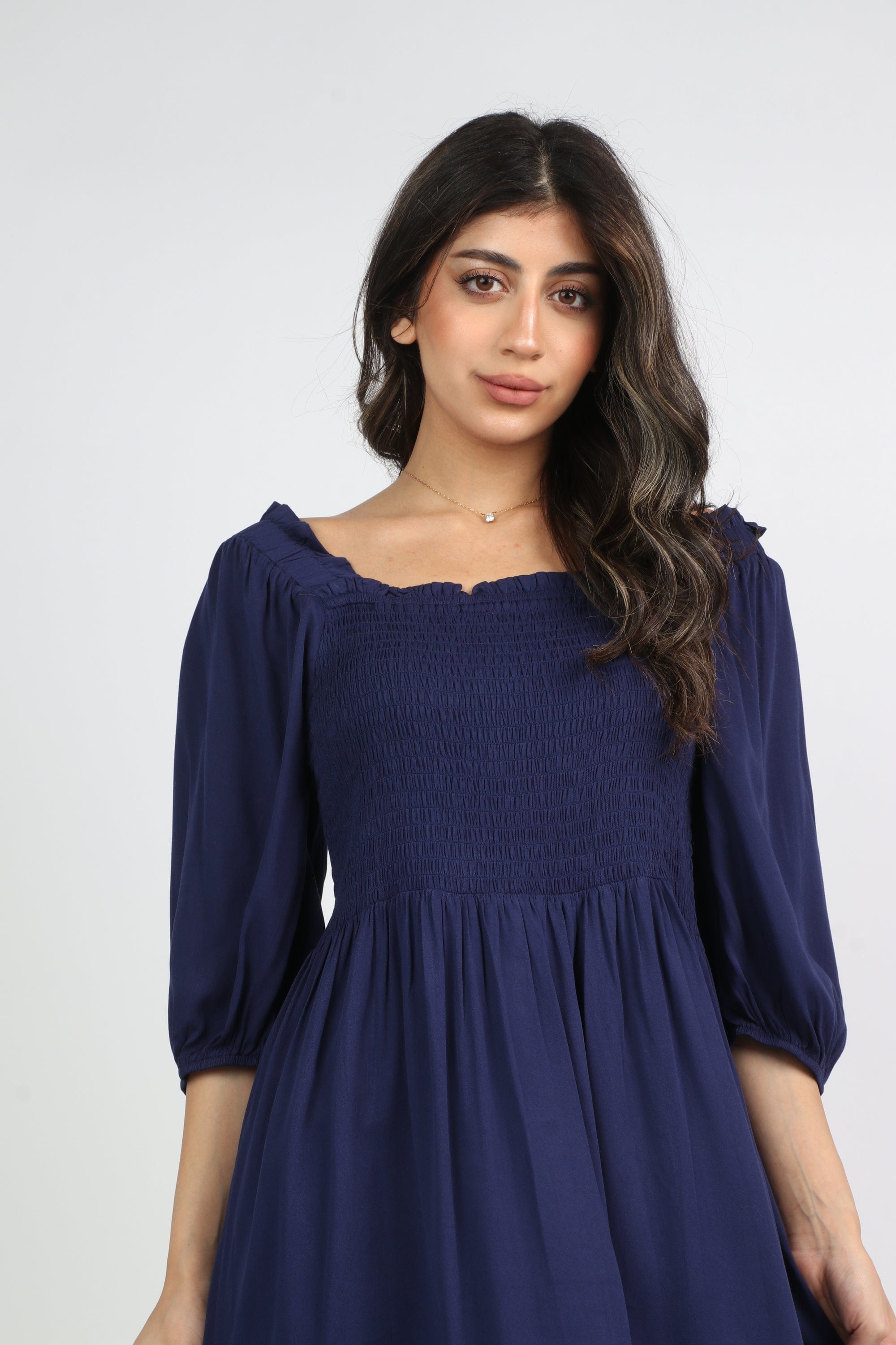 ميكا فستان قصير على الركبة 3/4 كم منفوس نسائي