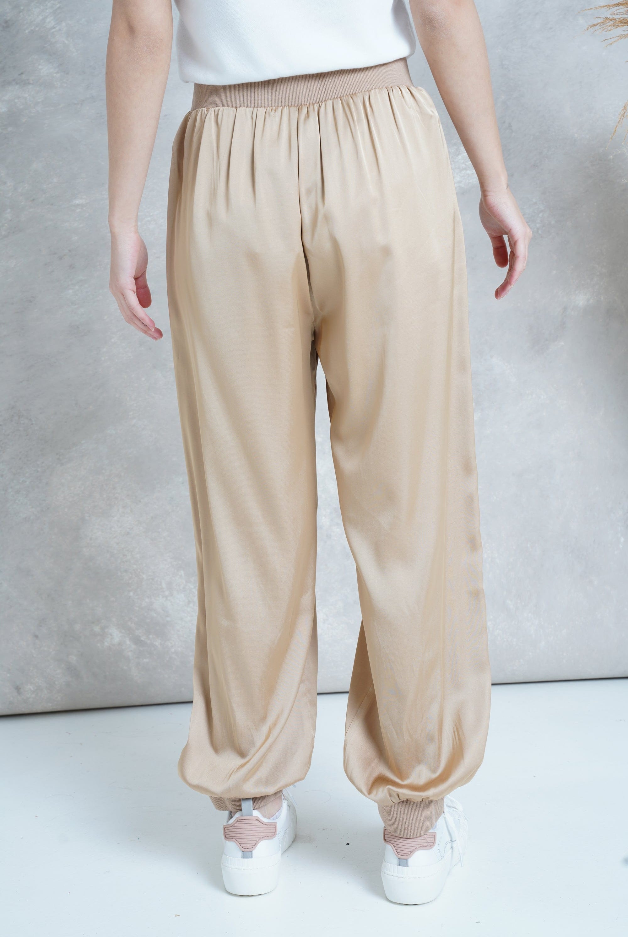 ميكا بنطلون واسع بأستيك على الخصر طويل نسائي جملي