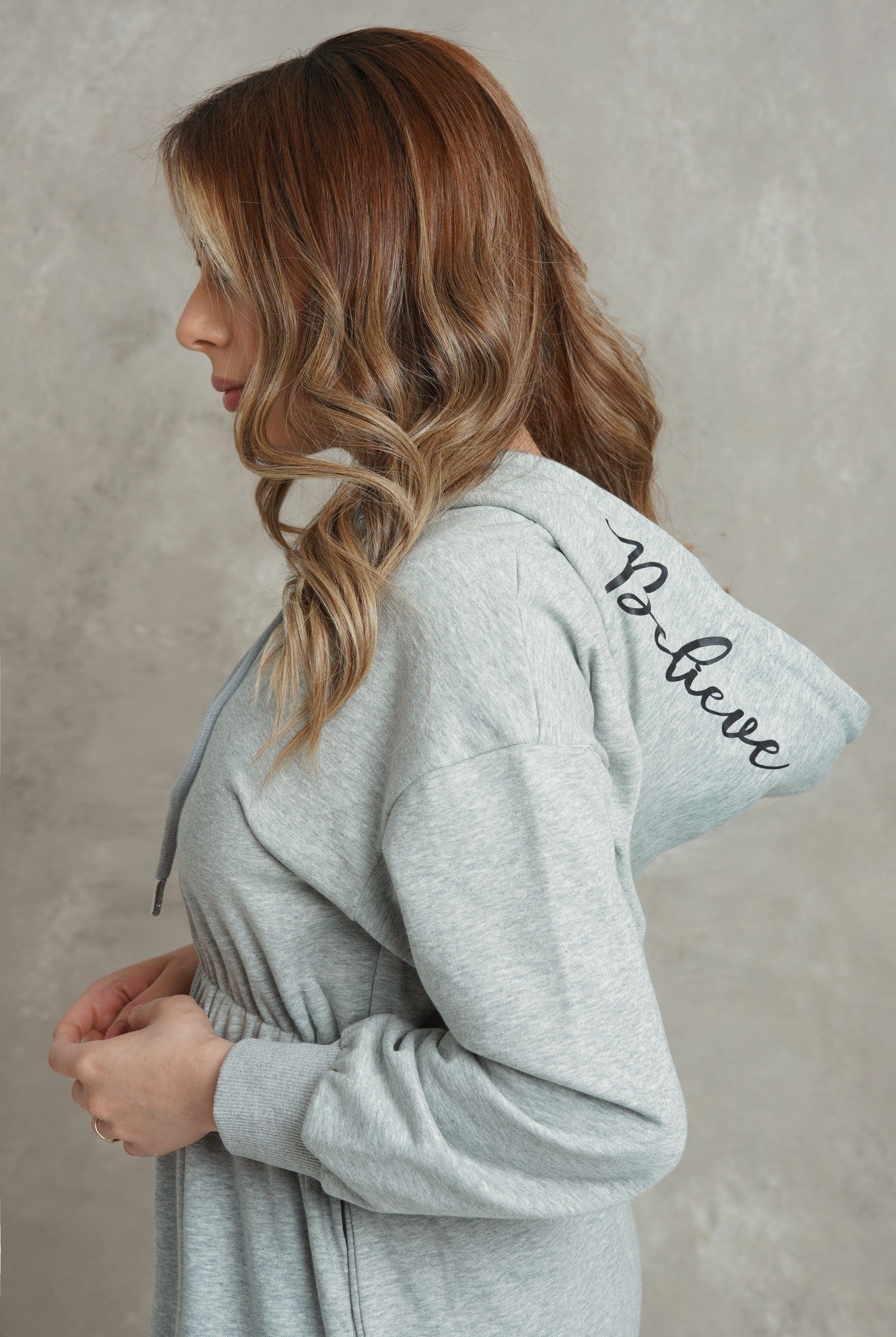 ميكا فستان ميدي قطن سادة بأكمام طويلة