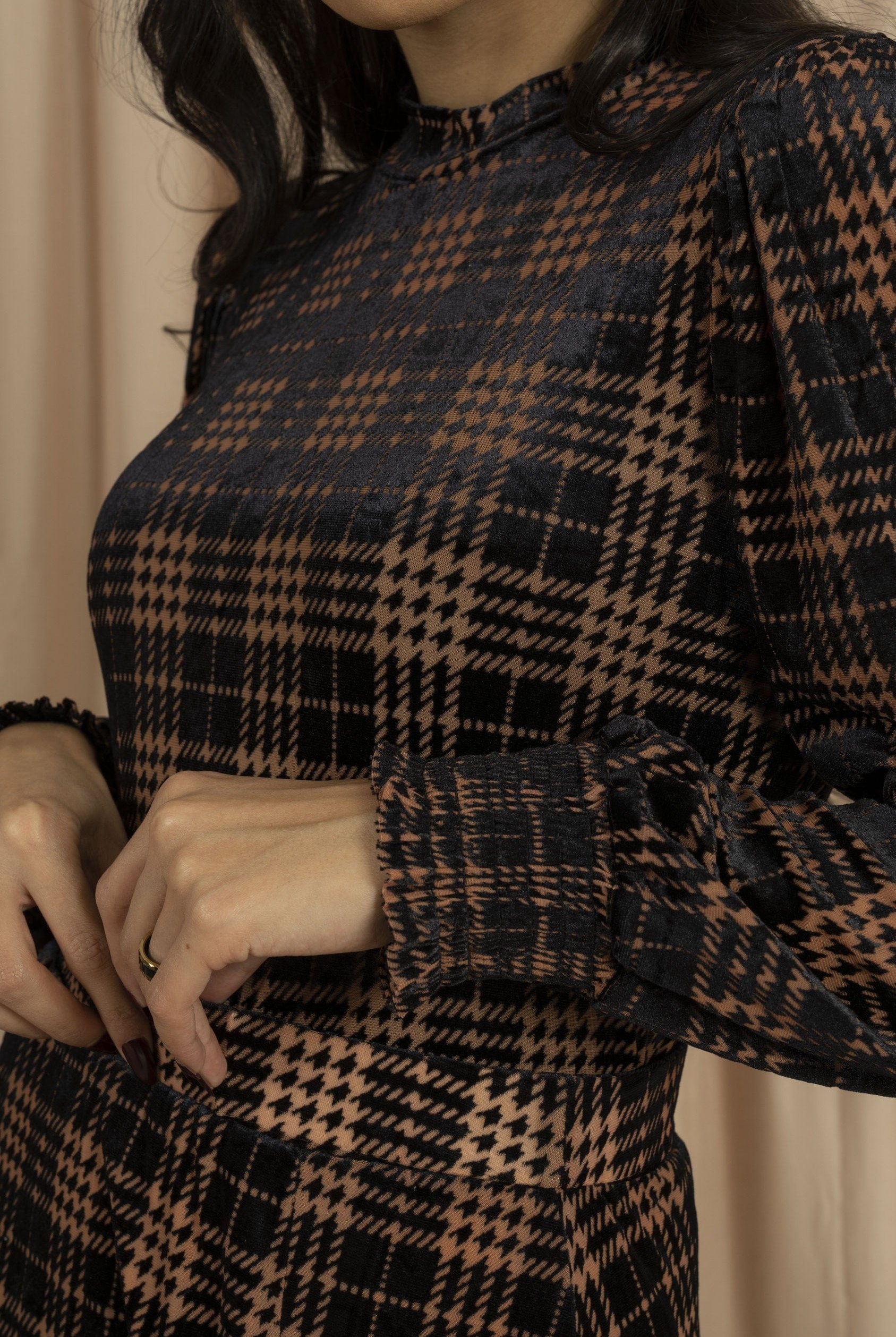 ميكا بلوزة بأكمام طويلة مخملية مربعات للمناسبات