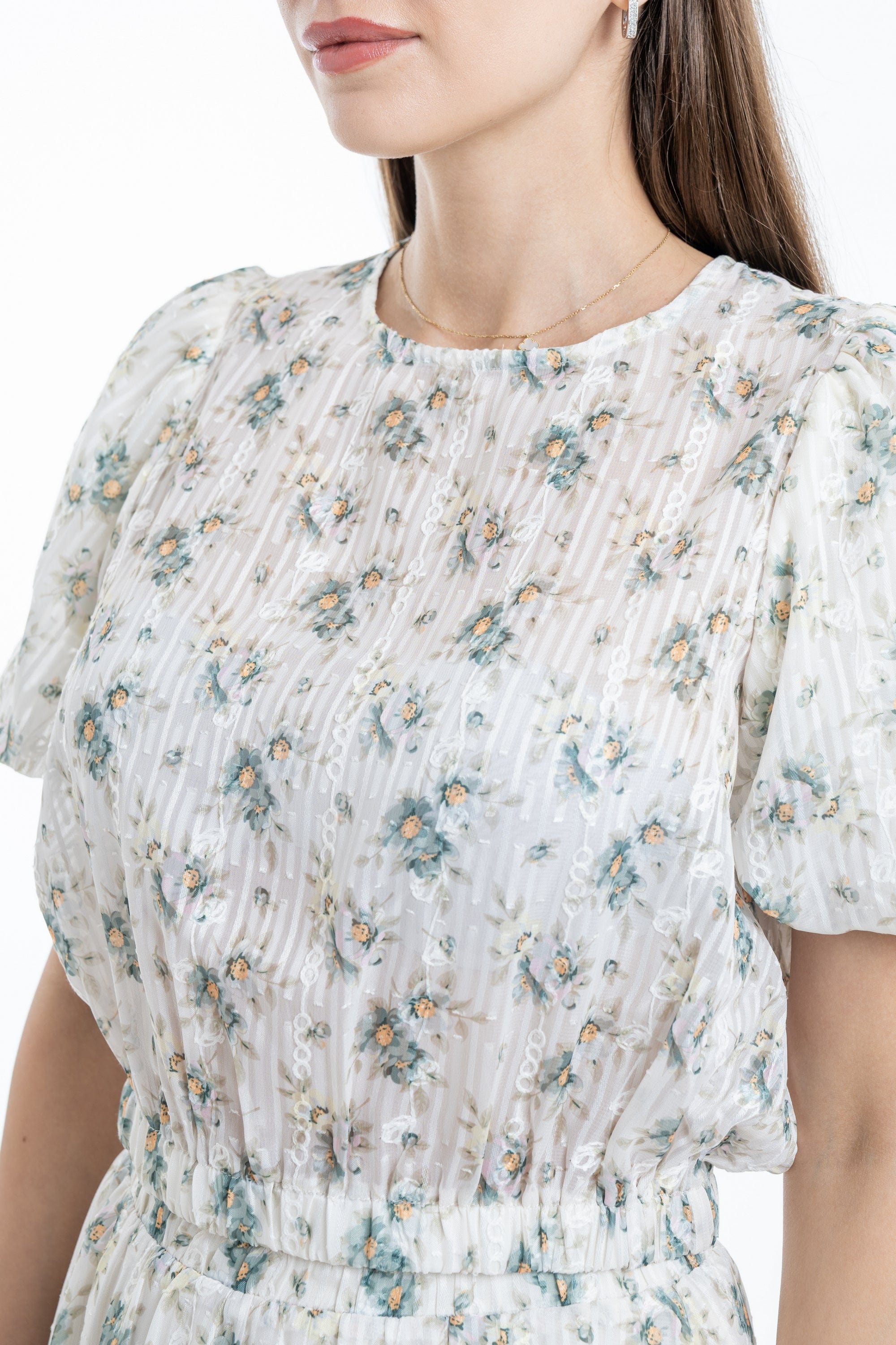 ميكا توب بنقشة مشجرة كم قصير بف نسائي