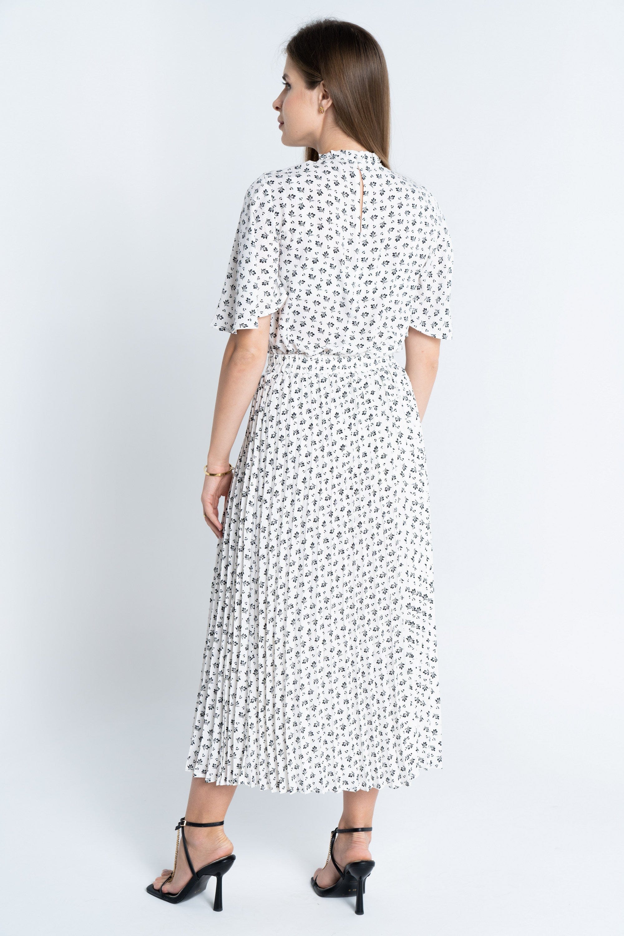 ู
ููุง ุชููุฑุฉ ู
ูุฏู ุจููุณูู ุฑููุน ูุณุงุฆู