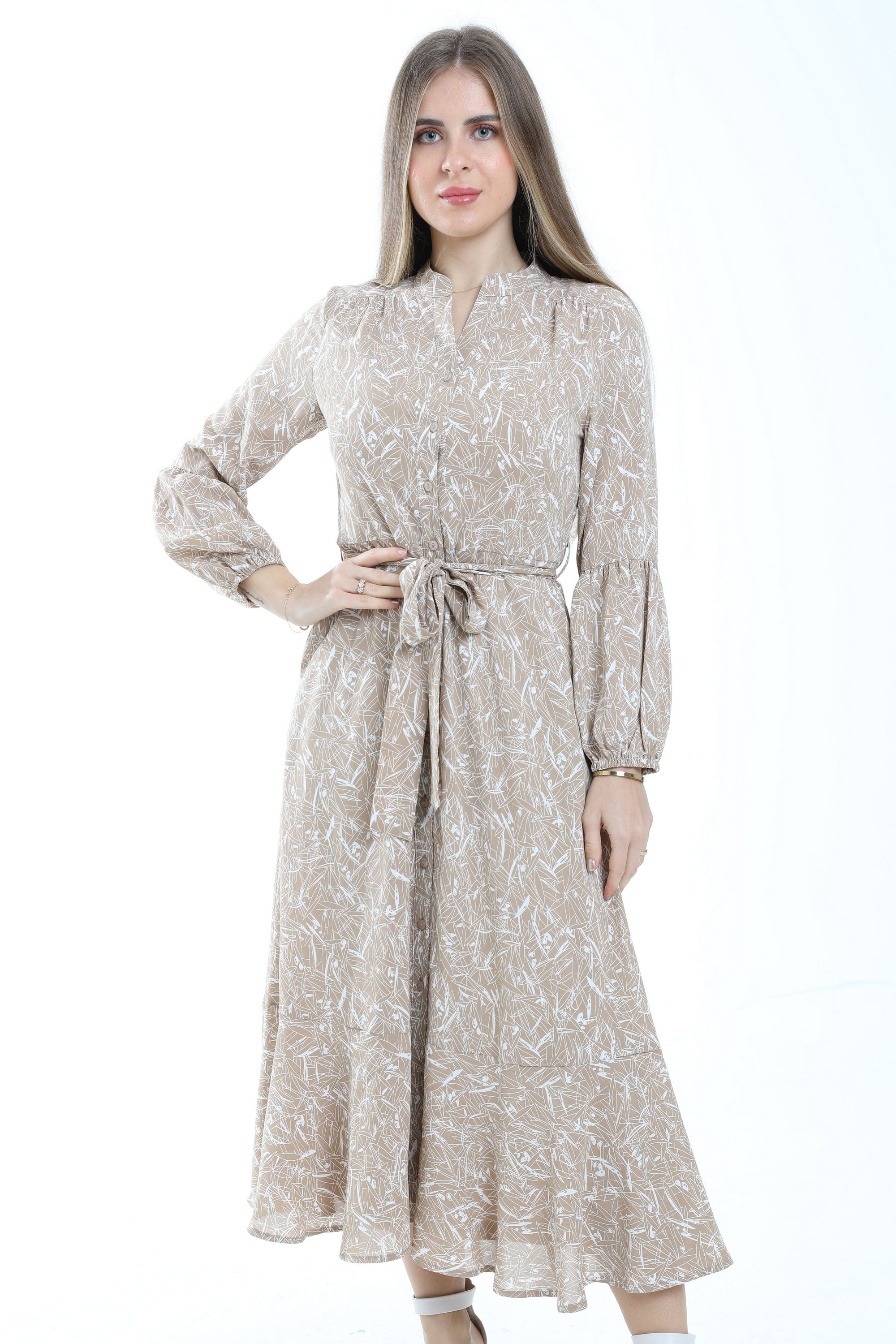 ميكا فستان ميدي بأكمام طويلة مشجر بفتحة صدر V