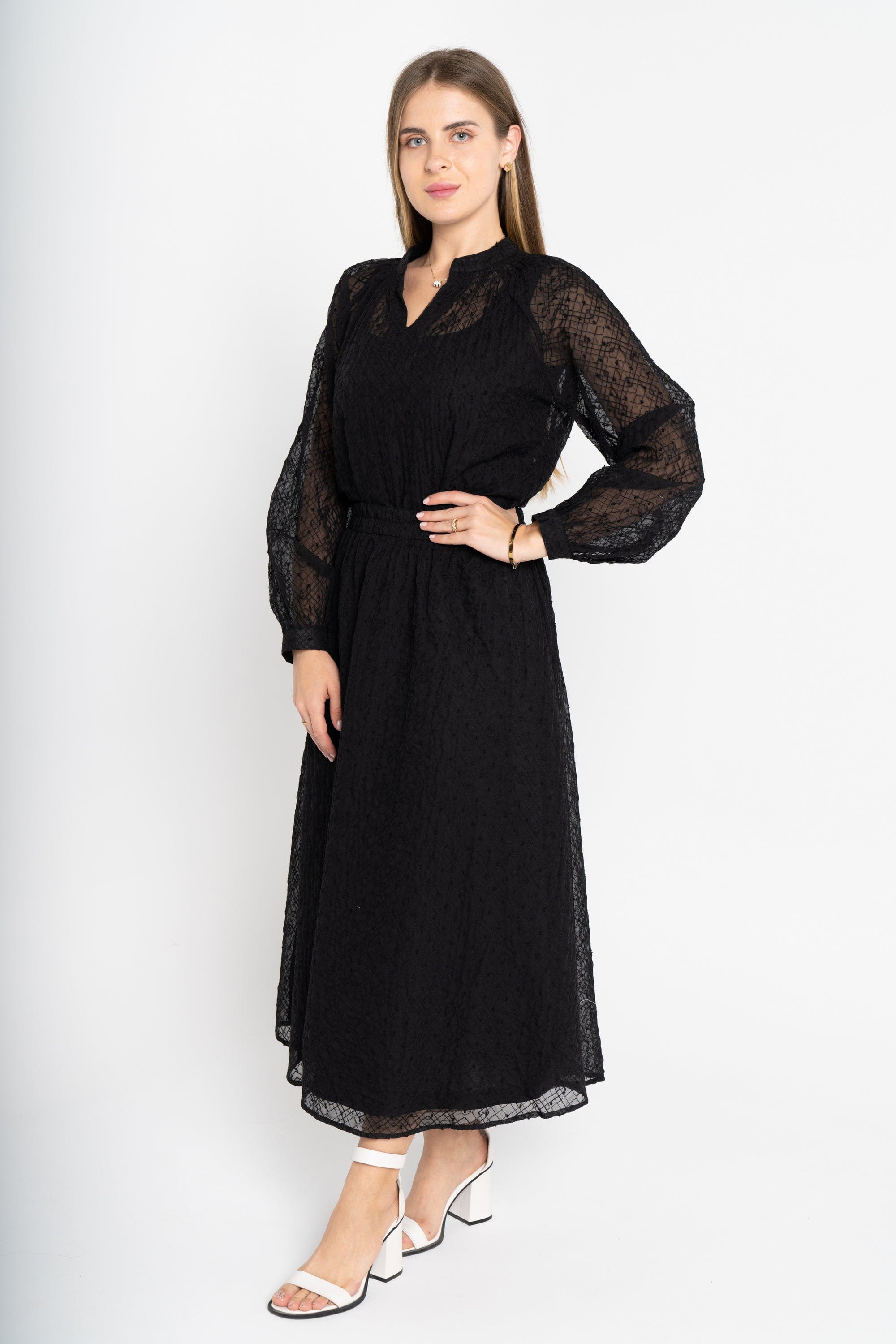 ميكا تنورة ميدي مطرزة شيفون مبطنة