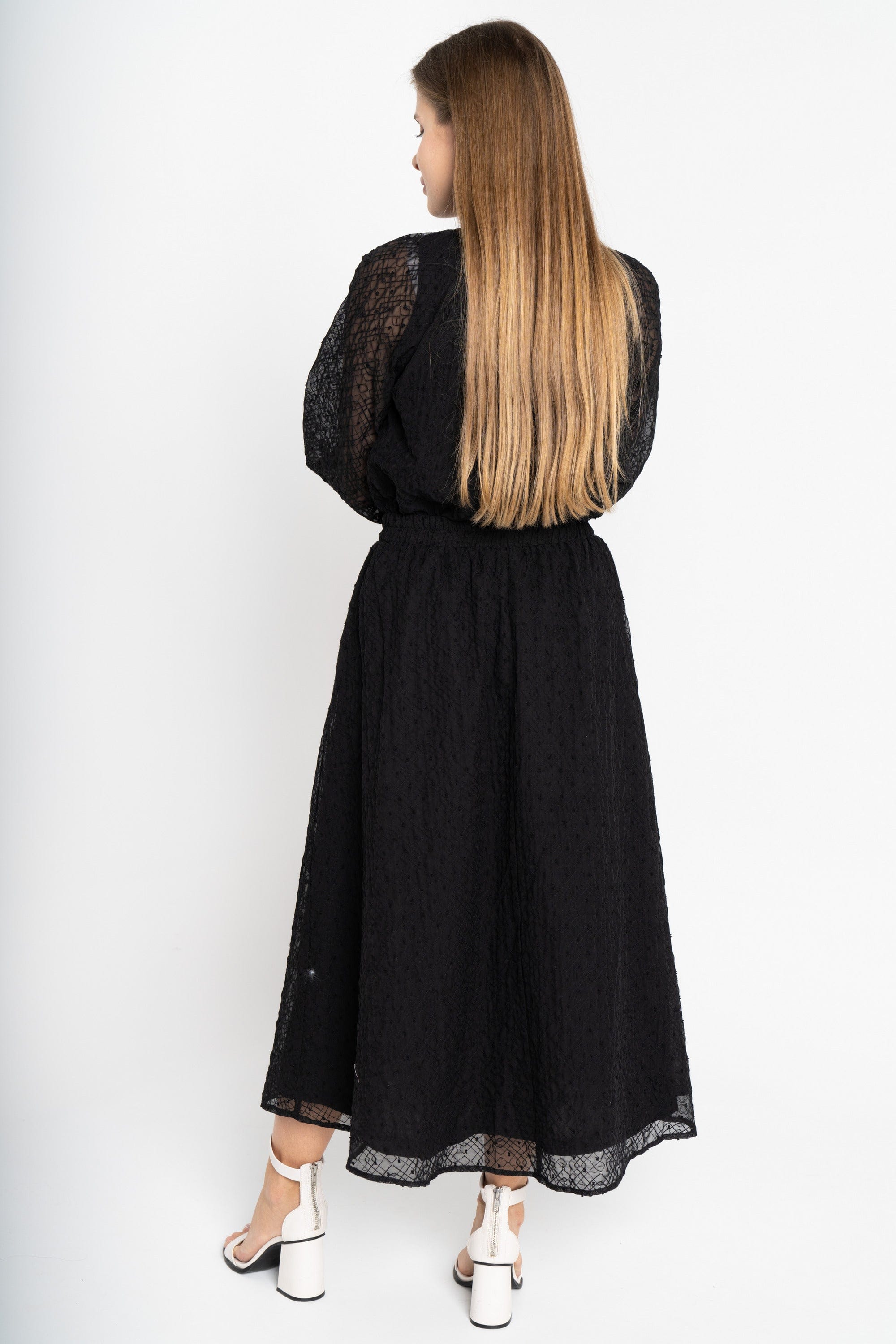 ميكا تنورة ميدي مطرزة شيفون مبطنة