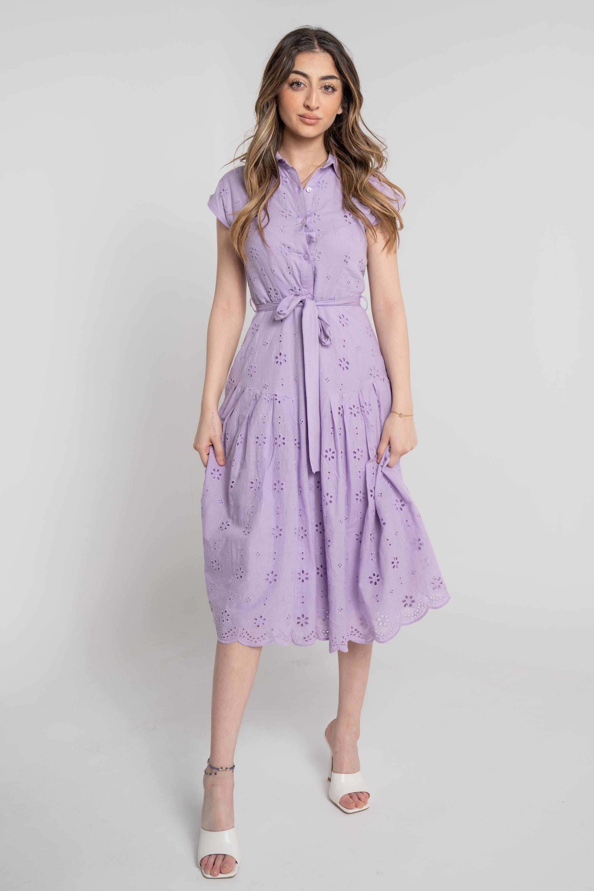 ميكا فستان ميدي بأكمام قصيرة مشجر بتصميم قميص