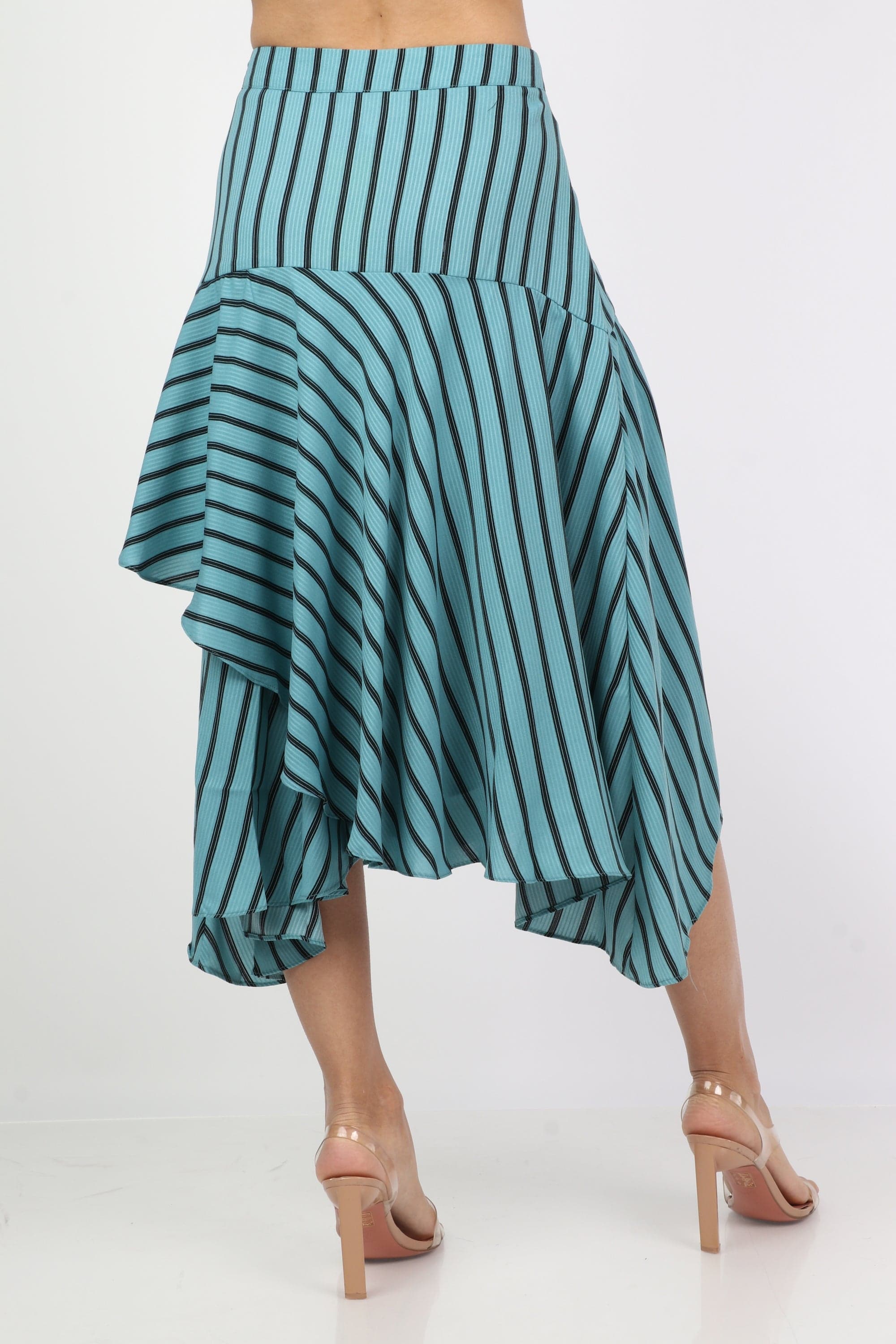 ميكا تنورة ميدي مخططة طبقات طويلة من الجانبين