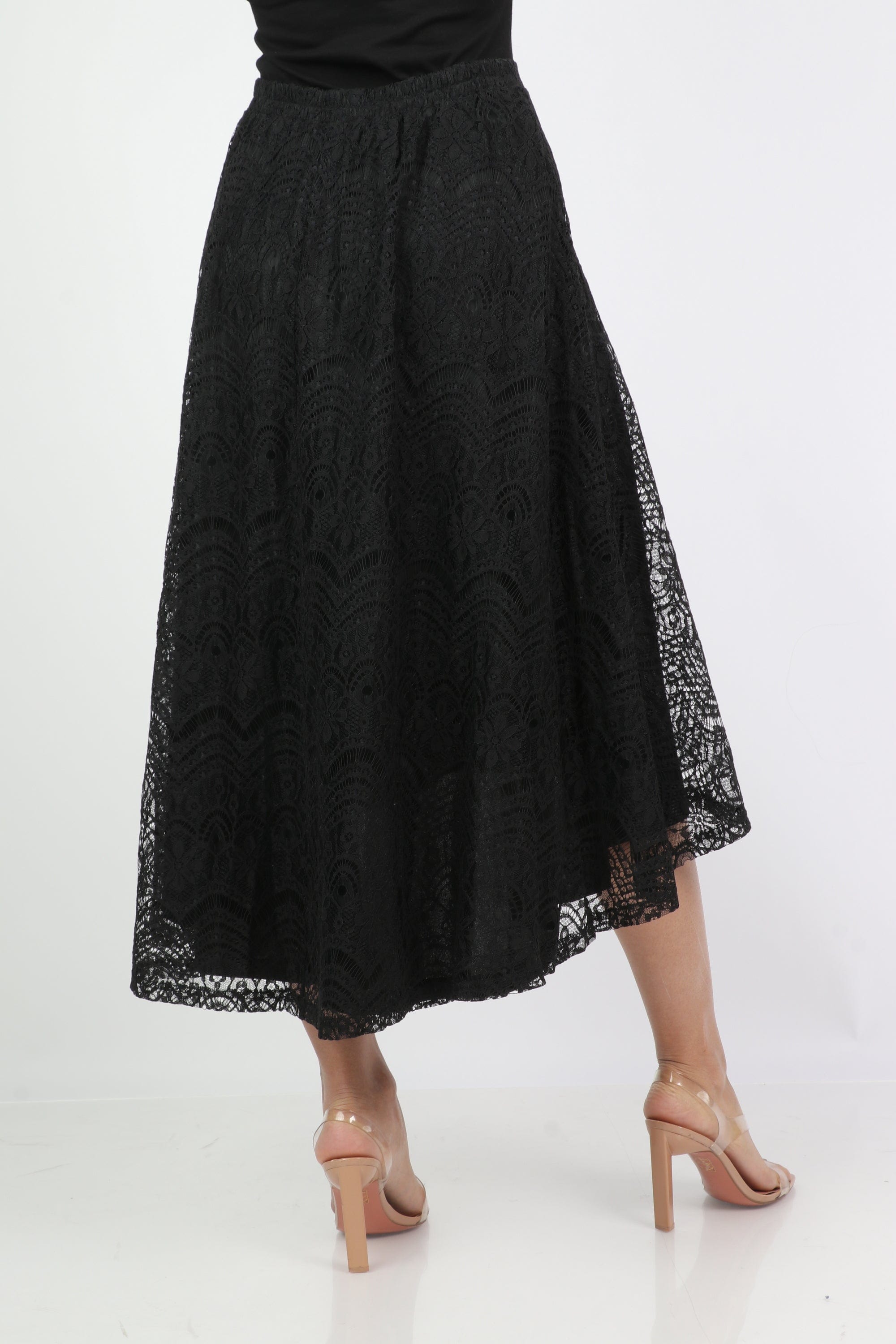 ميكا تنورة ميدي طويلة من الخلف مطرزة تظريز ناعم