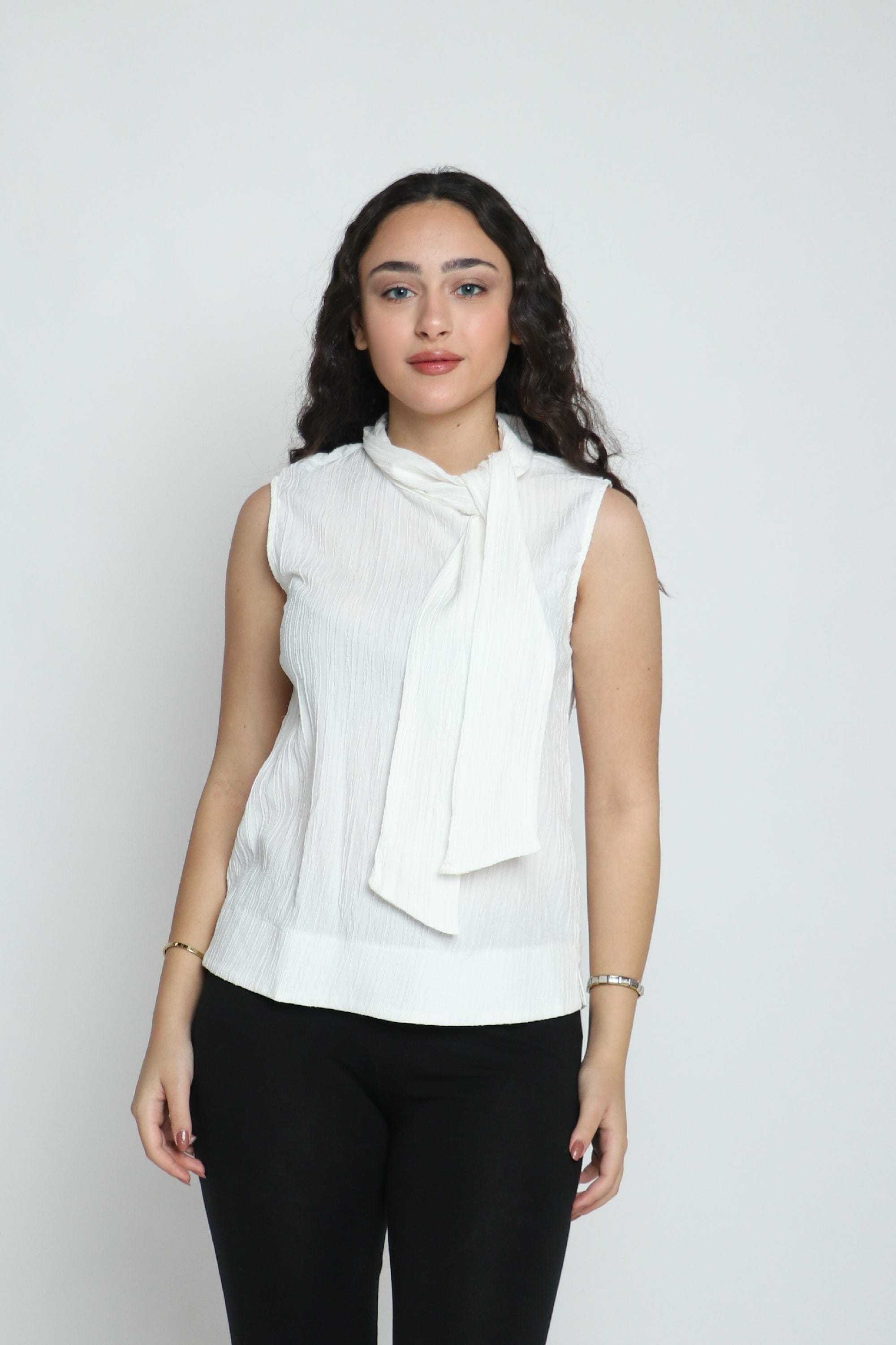 ميكا بلوزة سادة بربطة عنق كت نسائي