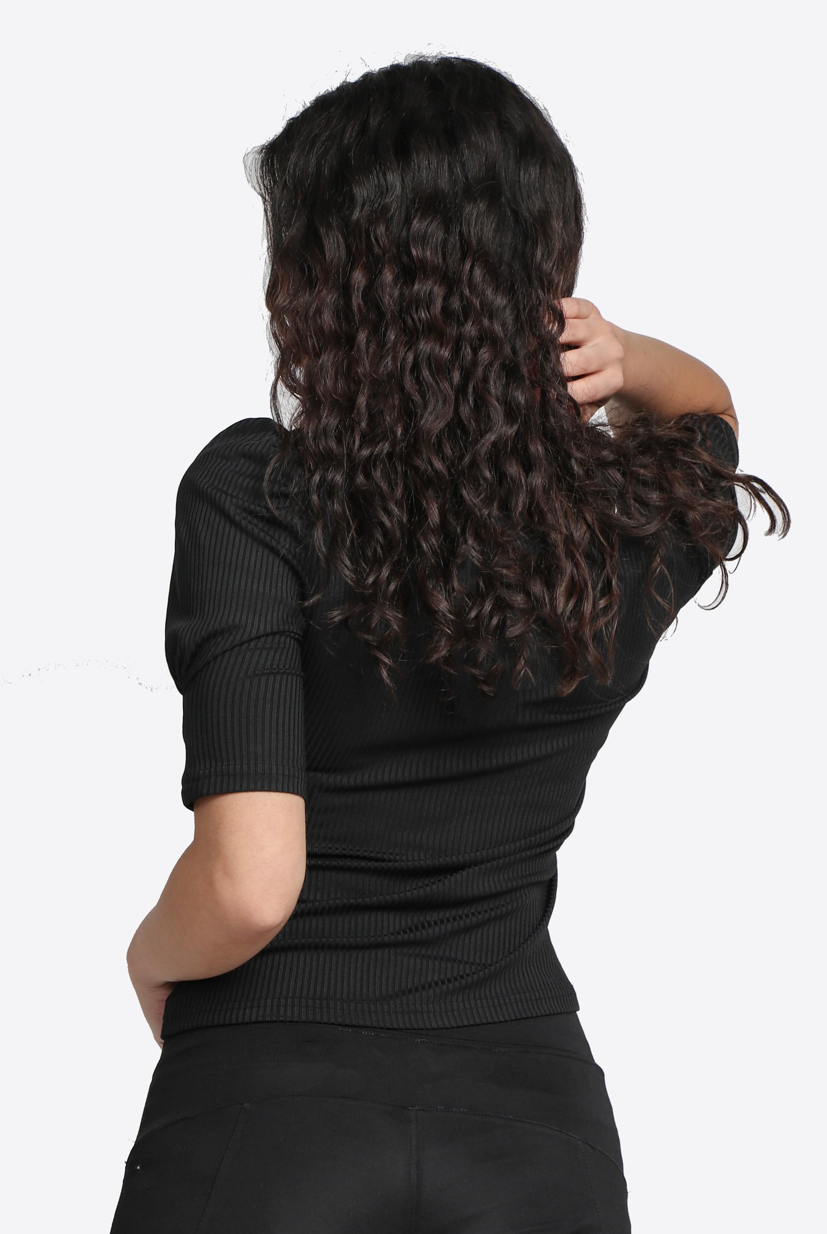 ميكا بلوزة بياقة مربعة بأزرار أمامية مع أكمام بف نسائية