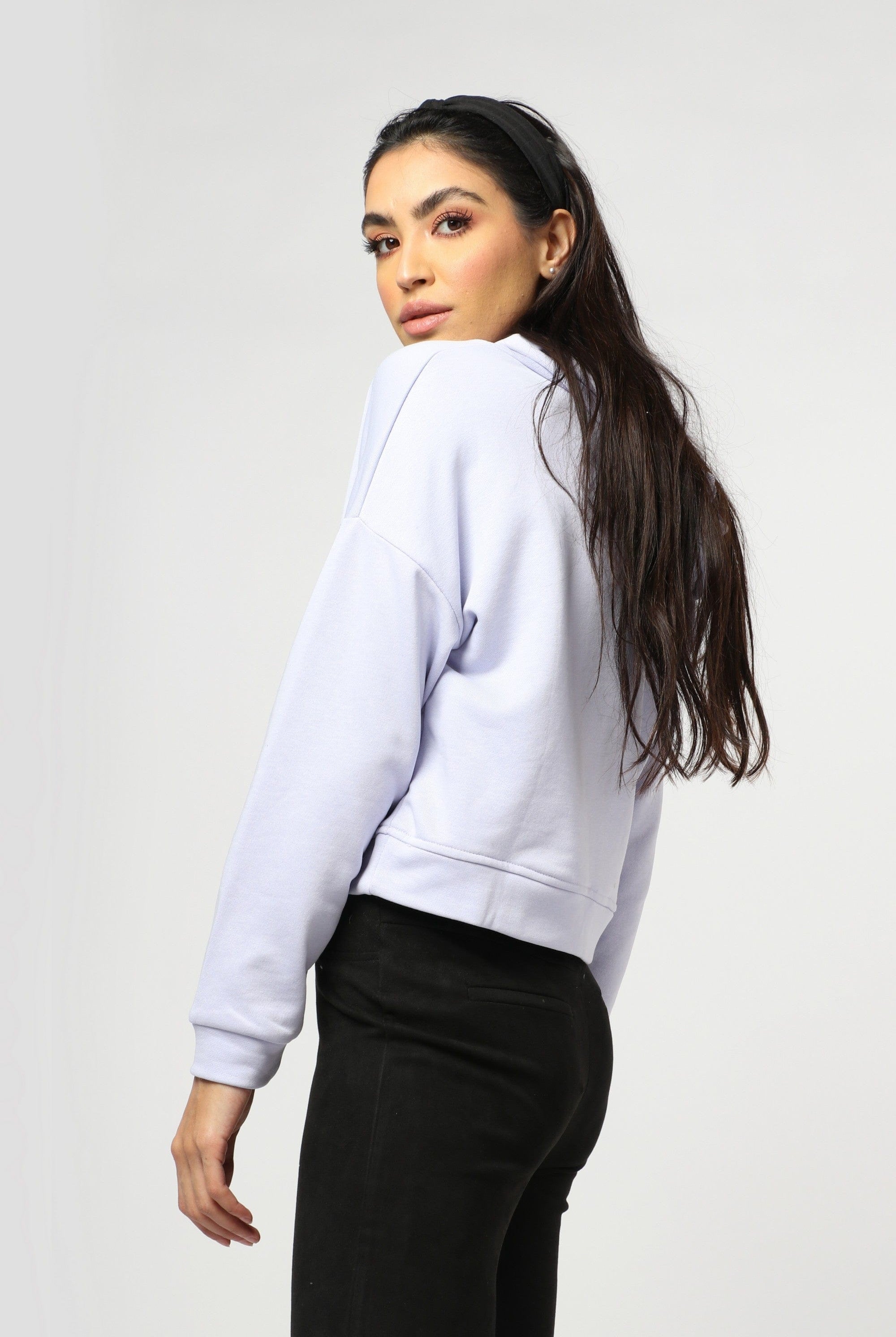 ميكا بلوزة بأكمام طويلة قصيرة بهودي