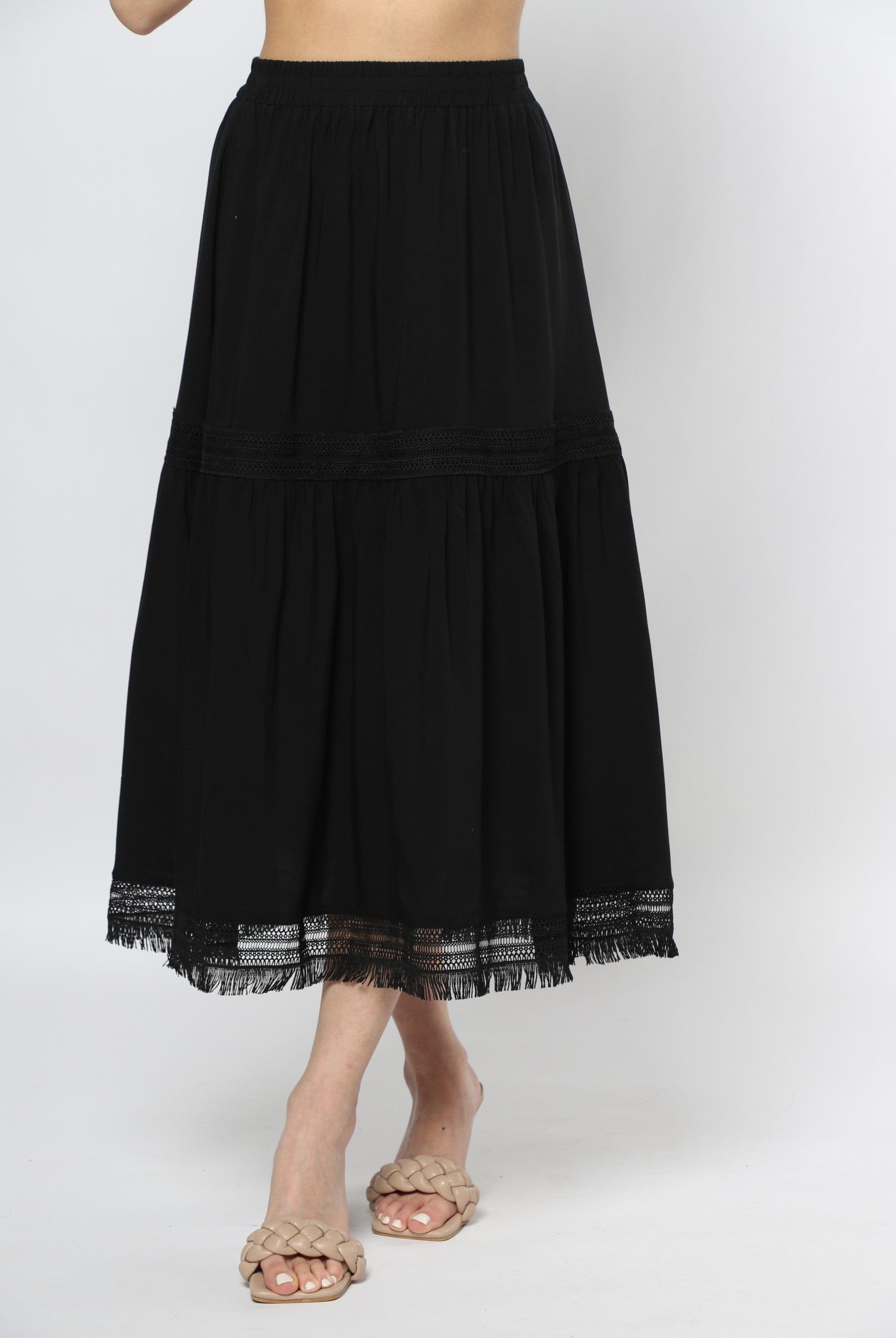 ميكا تنورة ميدي مزينة بدانتيل بكسرات بخصر مطاط