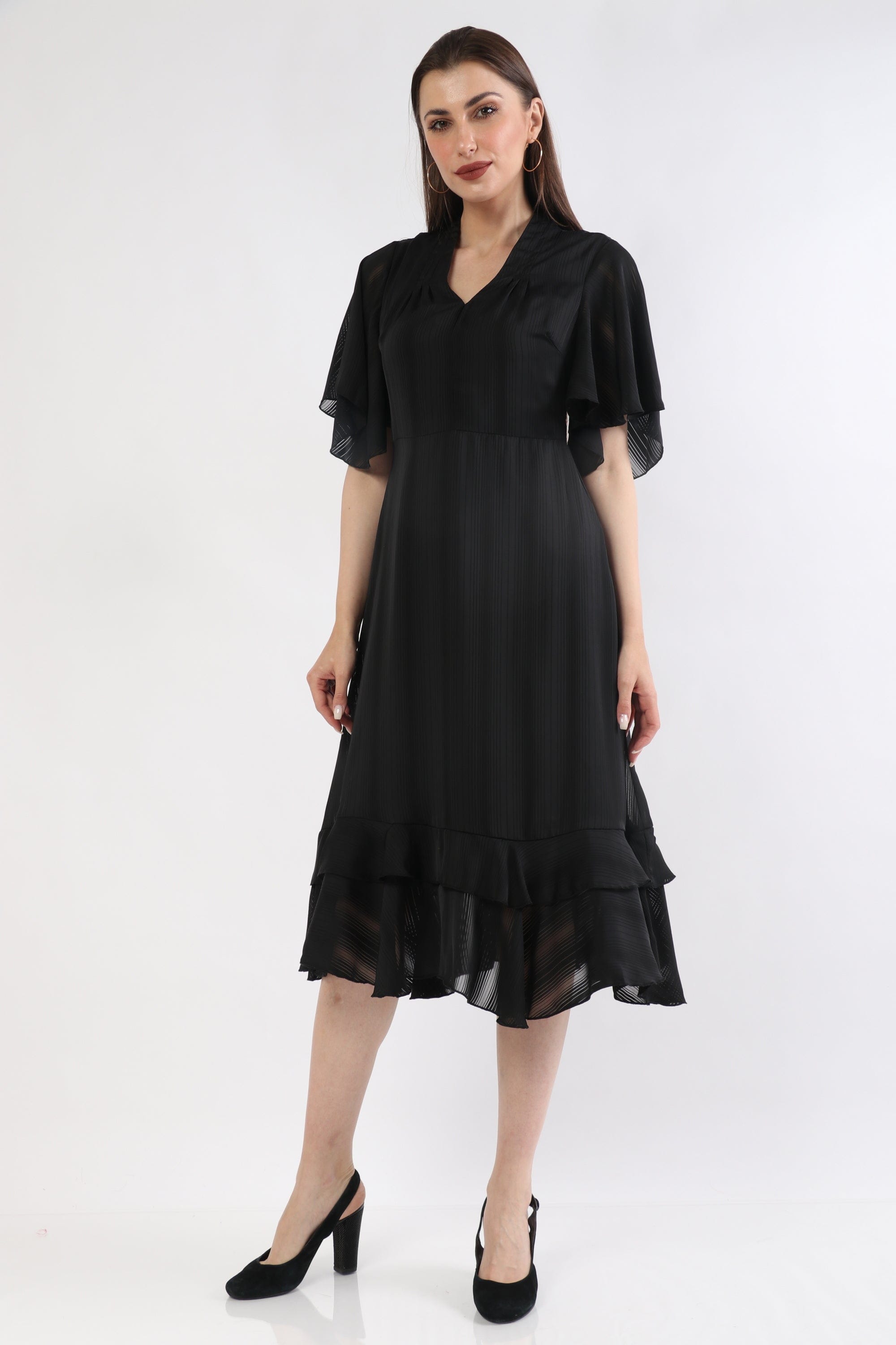 ميكا فستان ميدي بأكمام مفتوحة قصيرة