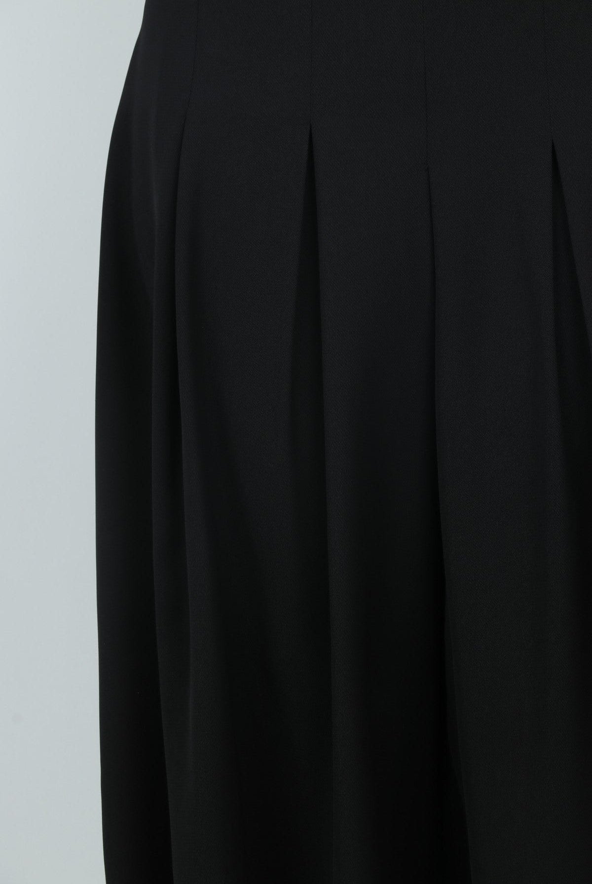 ميكا تنورة ميدي رسمية سادة بكسرات