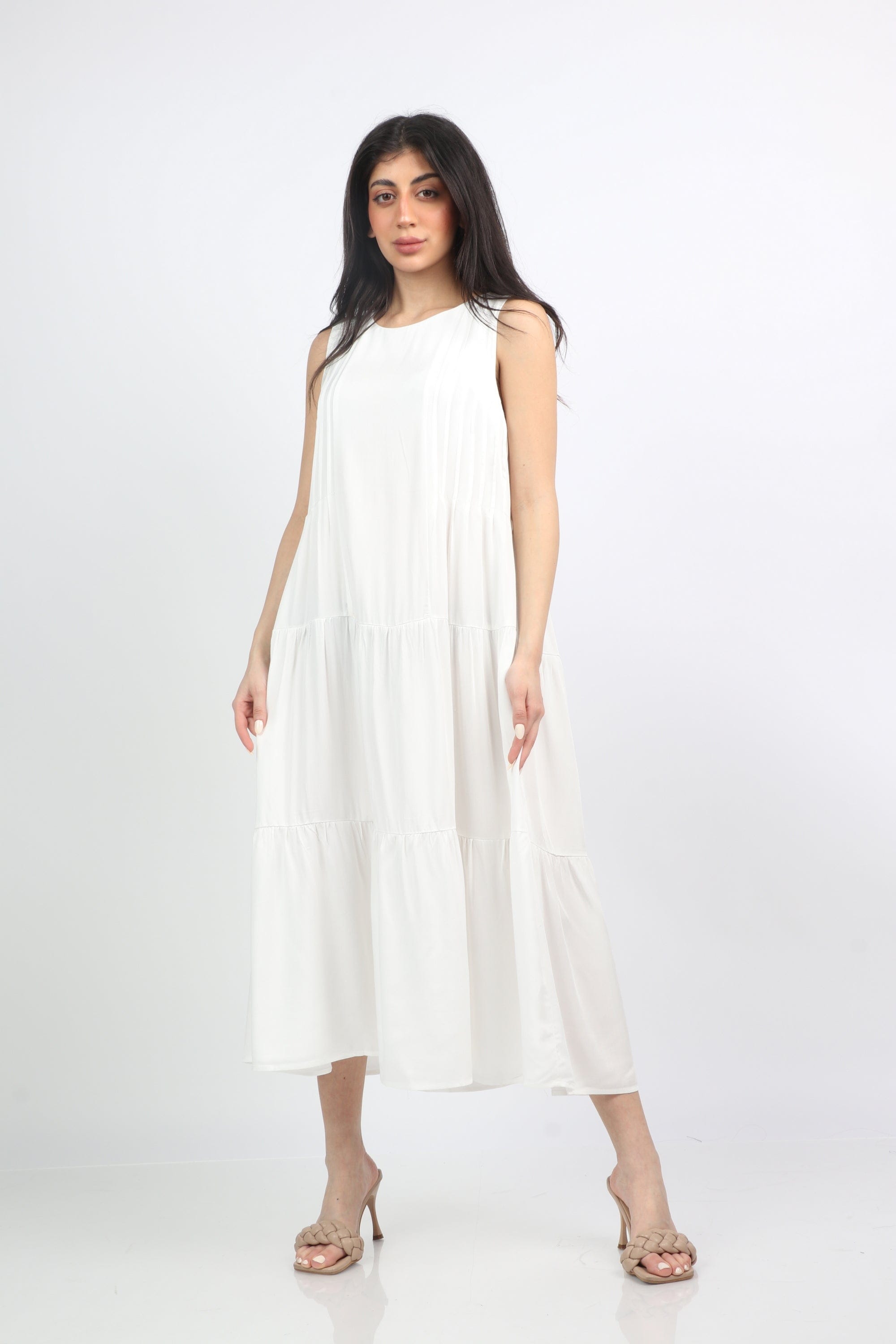 ميكا فستان ميدي واسع من تحت بدون كم