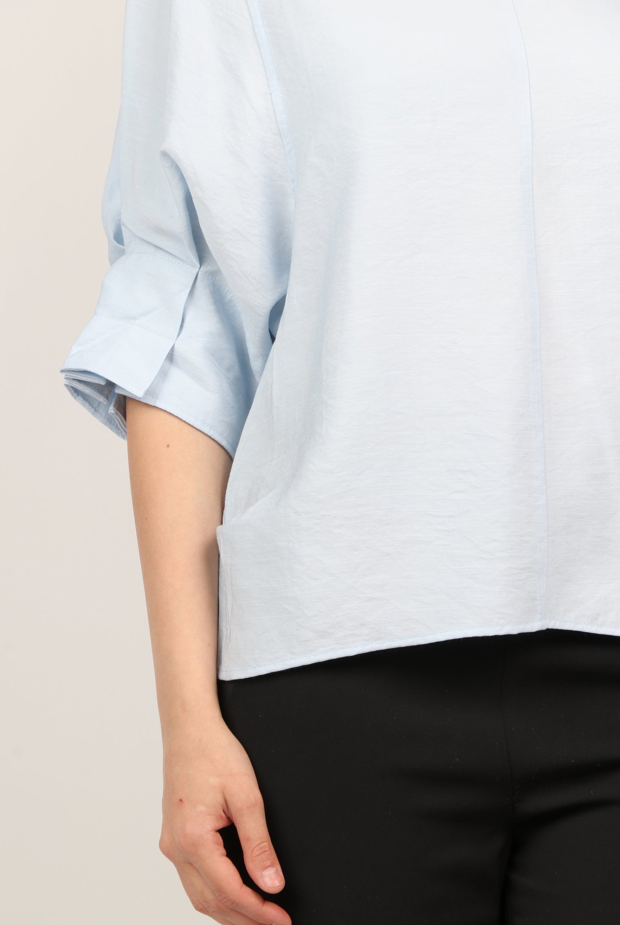 ميكا بلوزة سبعة بياقة 3/4 كم مكشكش نسائي