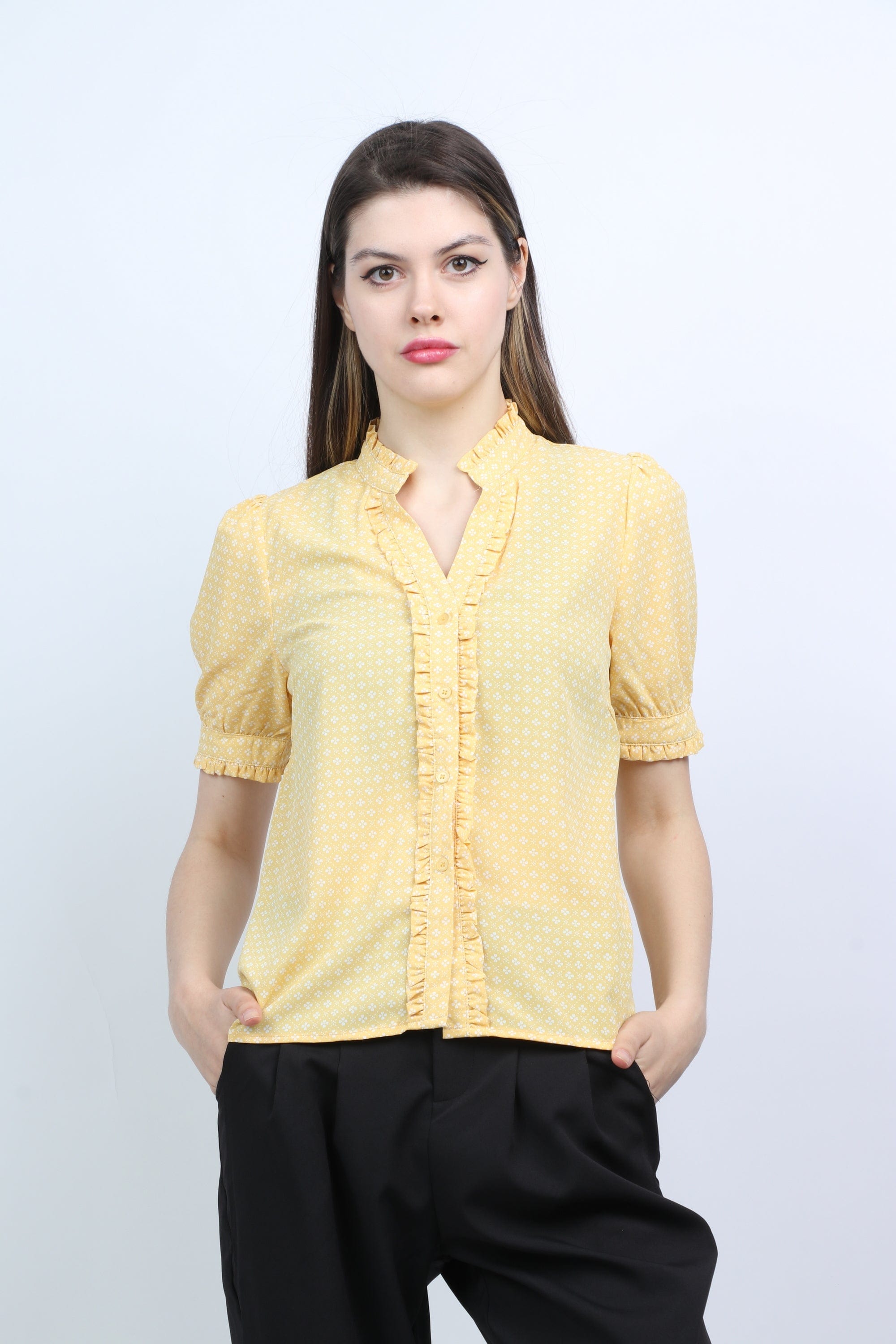 ميكا قميص منقوش بأزرار أمامية بياقة صغيرة نسائي