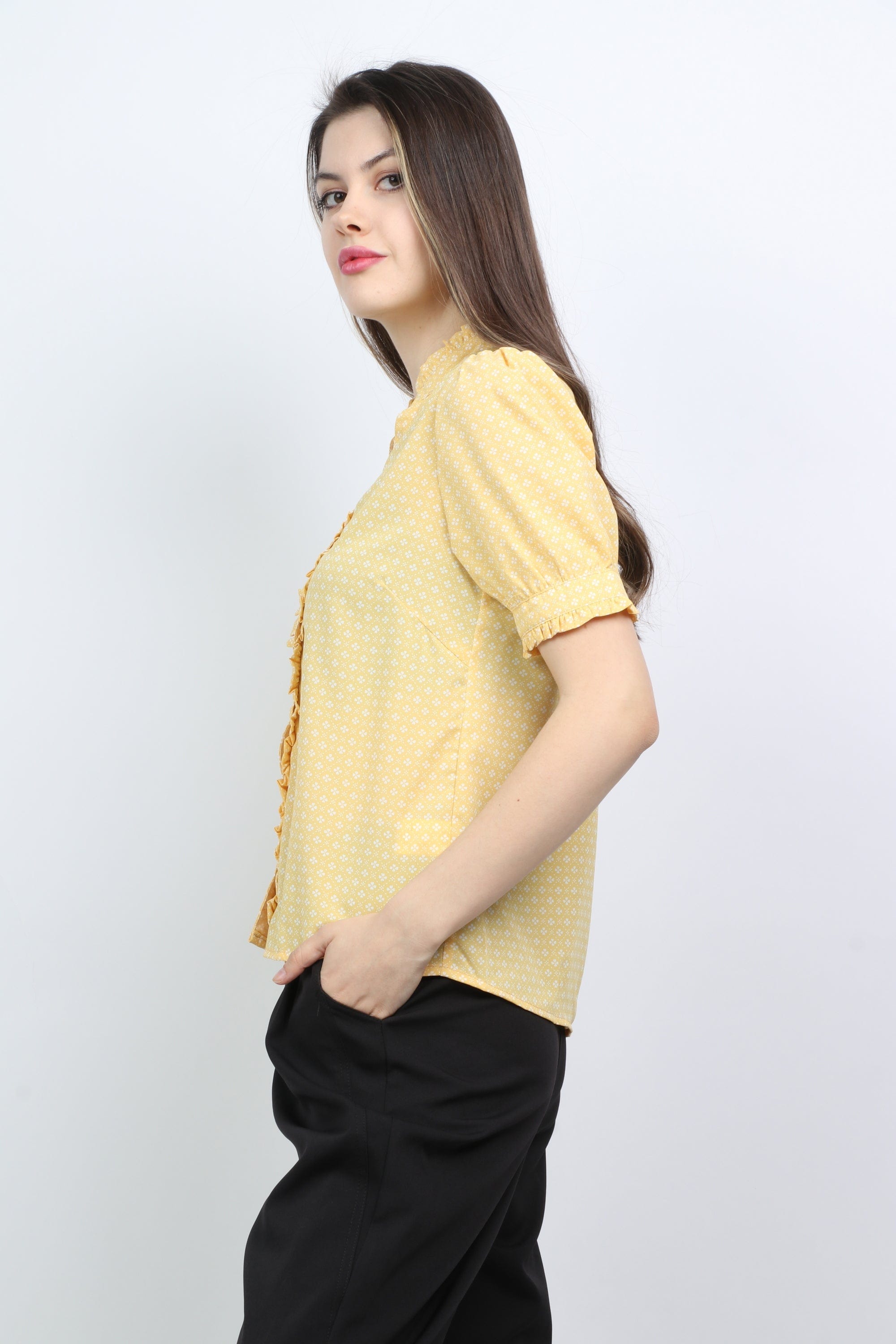 ميكا قميص منقوش بأزرار أمامية بياقة صغيرة نسائي