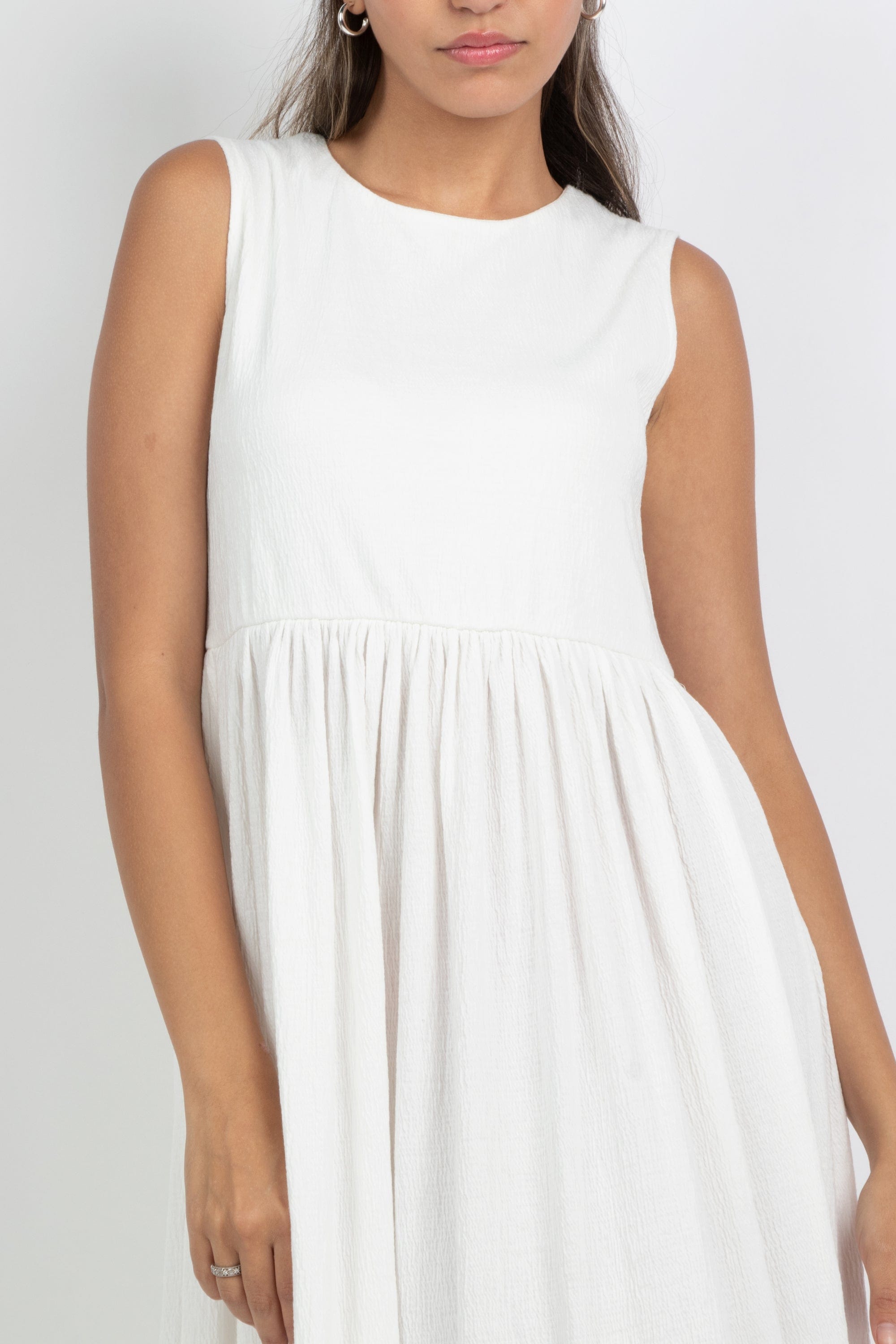 ميكا فستان ميدي سادة كشكش خصر مرتفع بدون كم