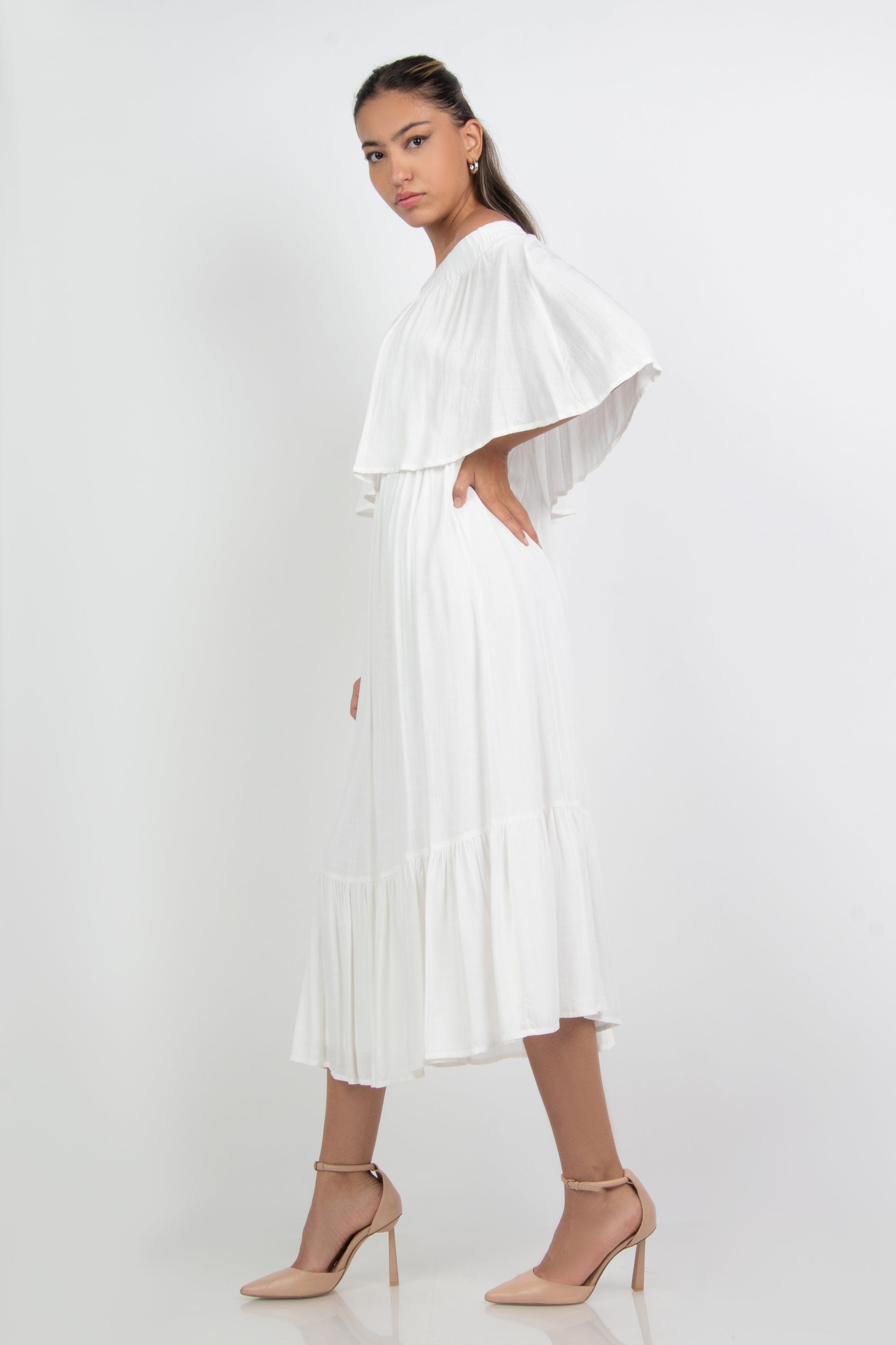 ميكا فستان ميدي اوف شولدر فارشة بكم قصير