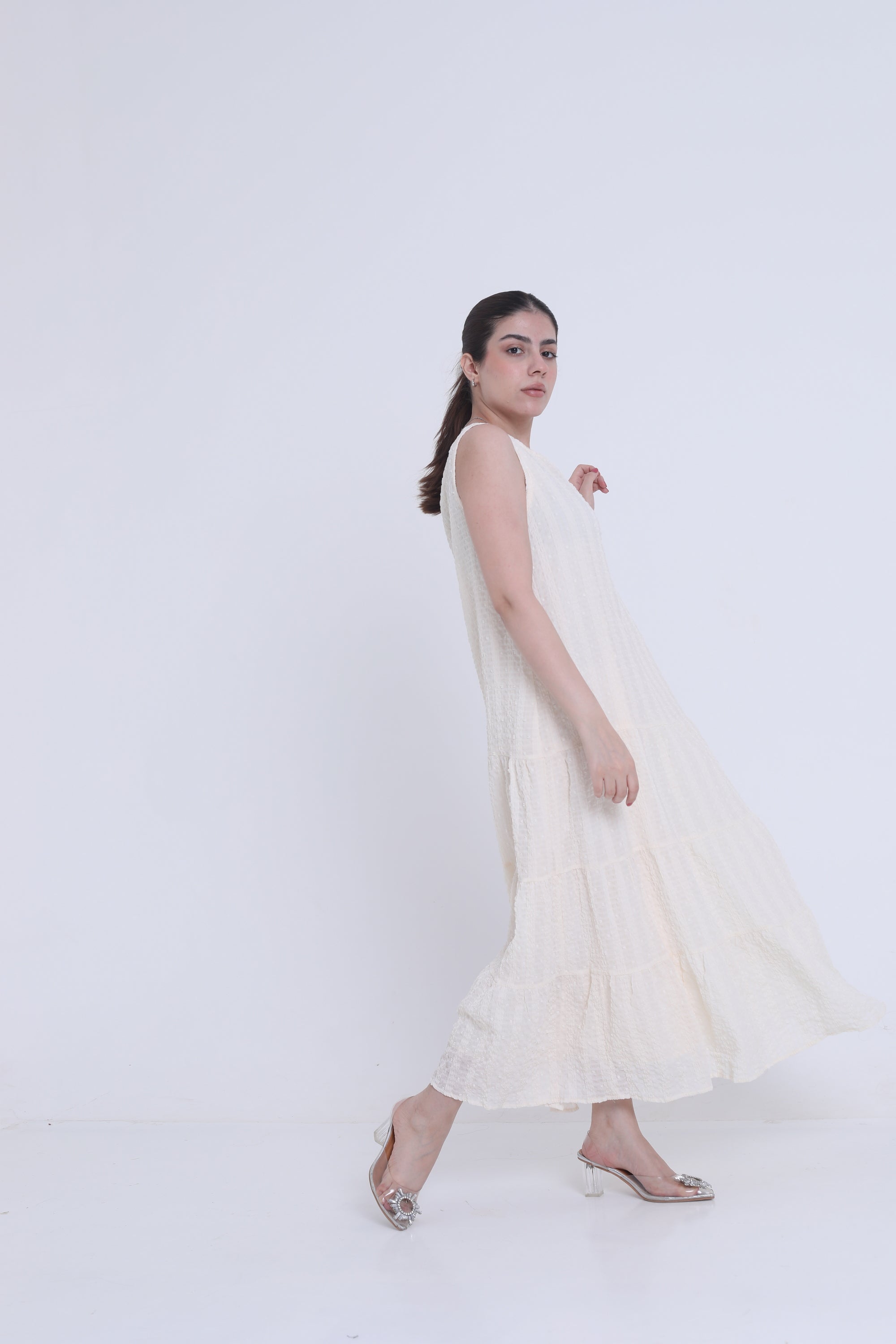 ميكا فستان ميدي كلوش واسع مخطط بالطول بدون كم