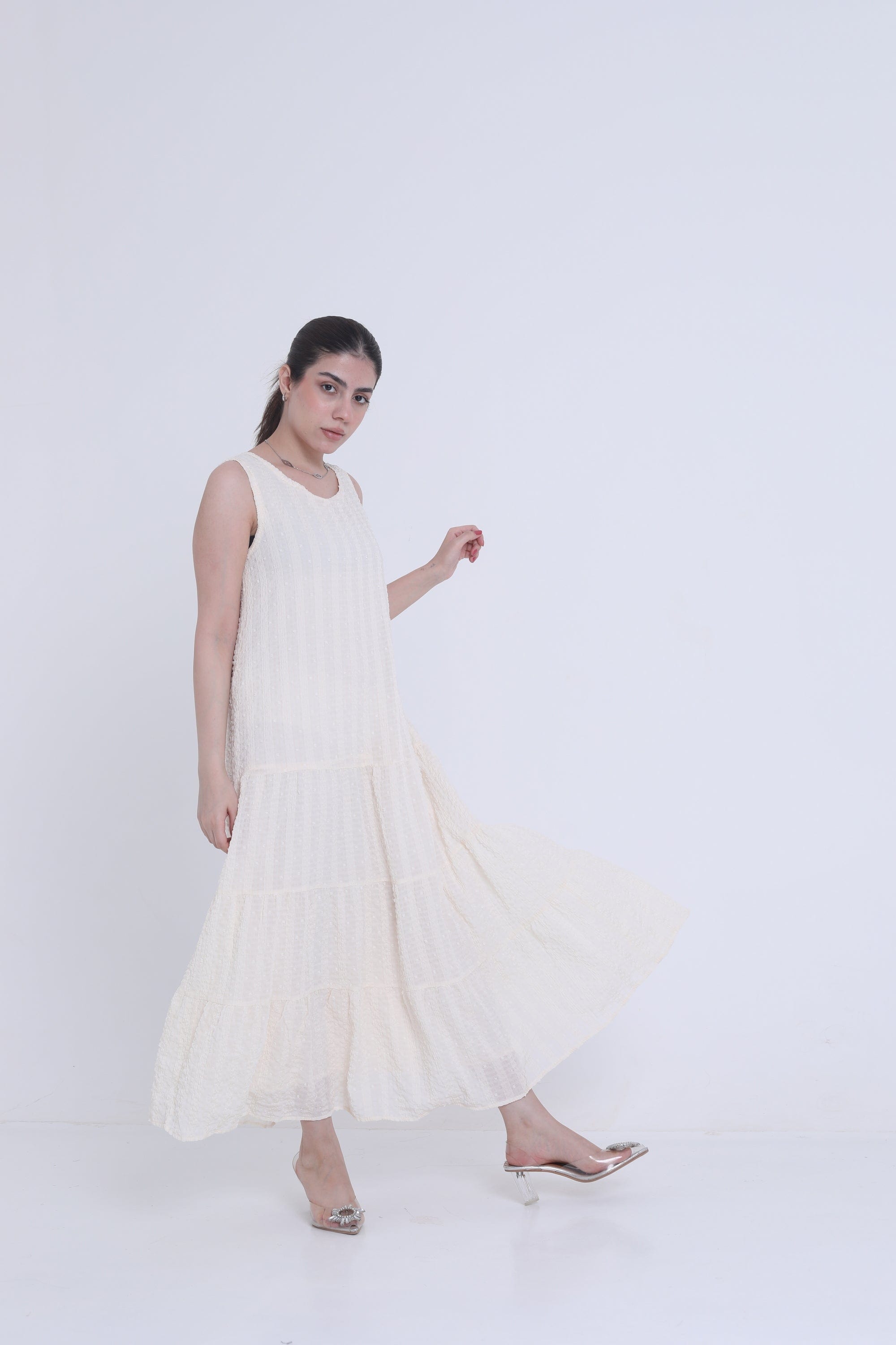 ميكا فستان ميدي كلوش واسع مخطط بالطول بدون كم