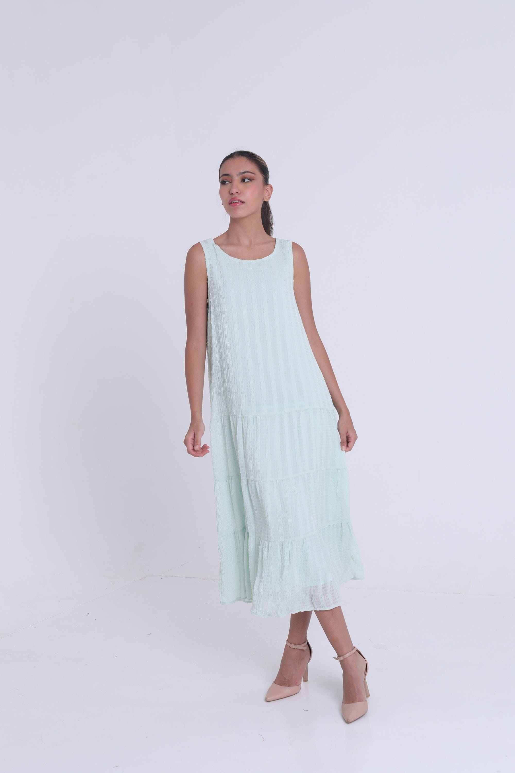 ميكا فستان ميدي كلوش واسع مخطط بالطول بدون كم