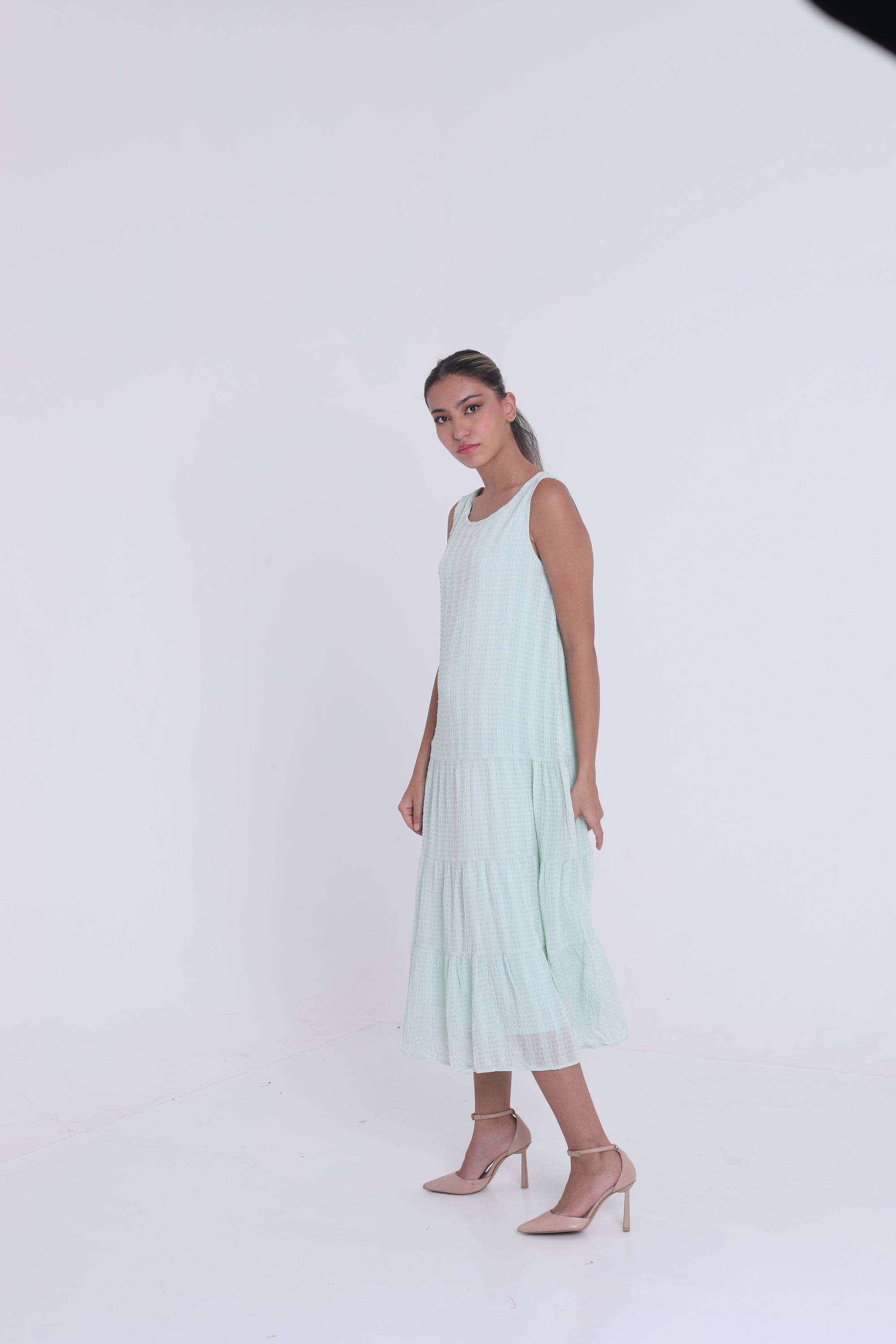 ميكا فستان ميدي كلوش واسع مخطط بالطول بدون كم