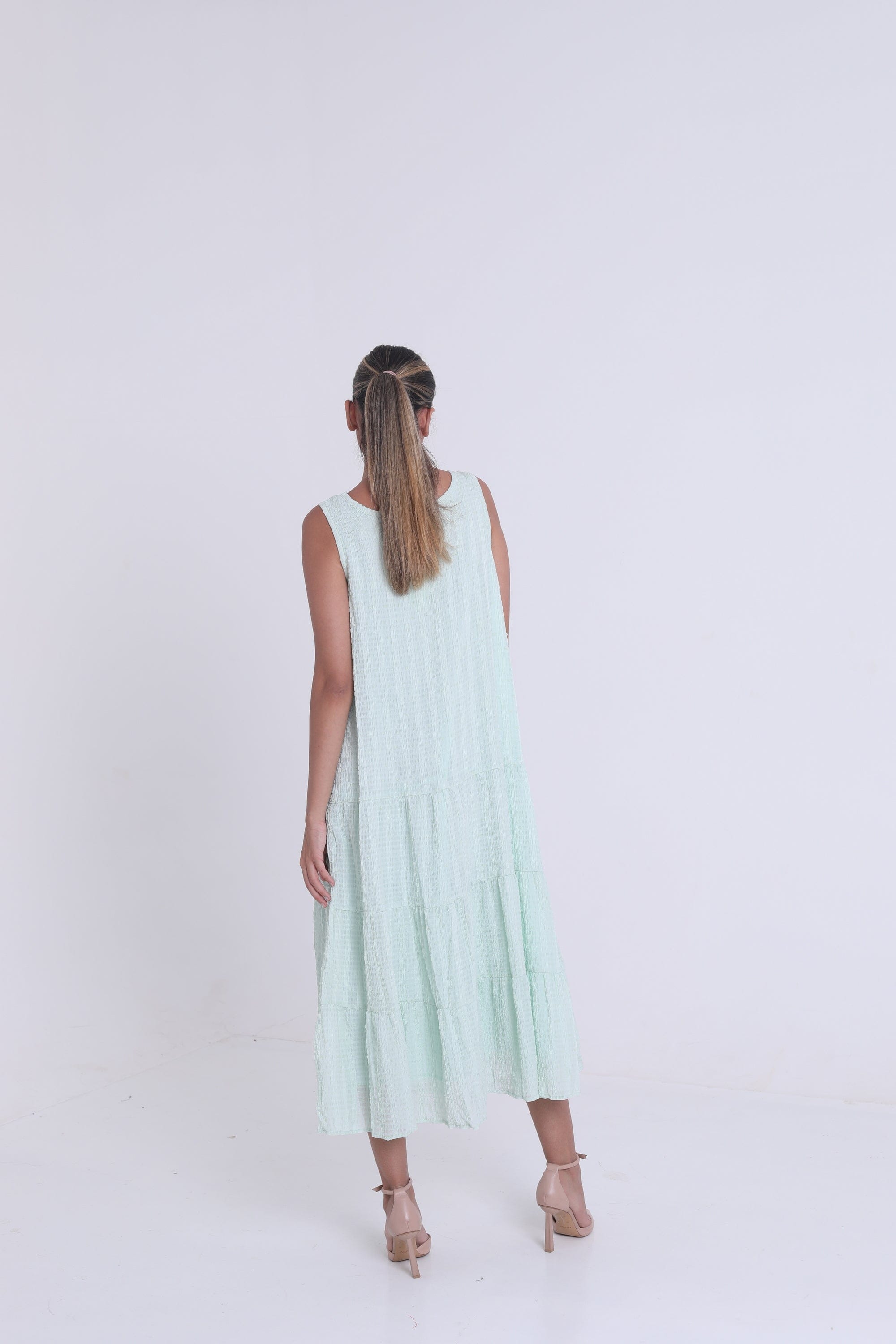 ميكا فستان ميدي كلوش واسع مخطط بالطول بدون كم