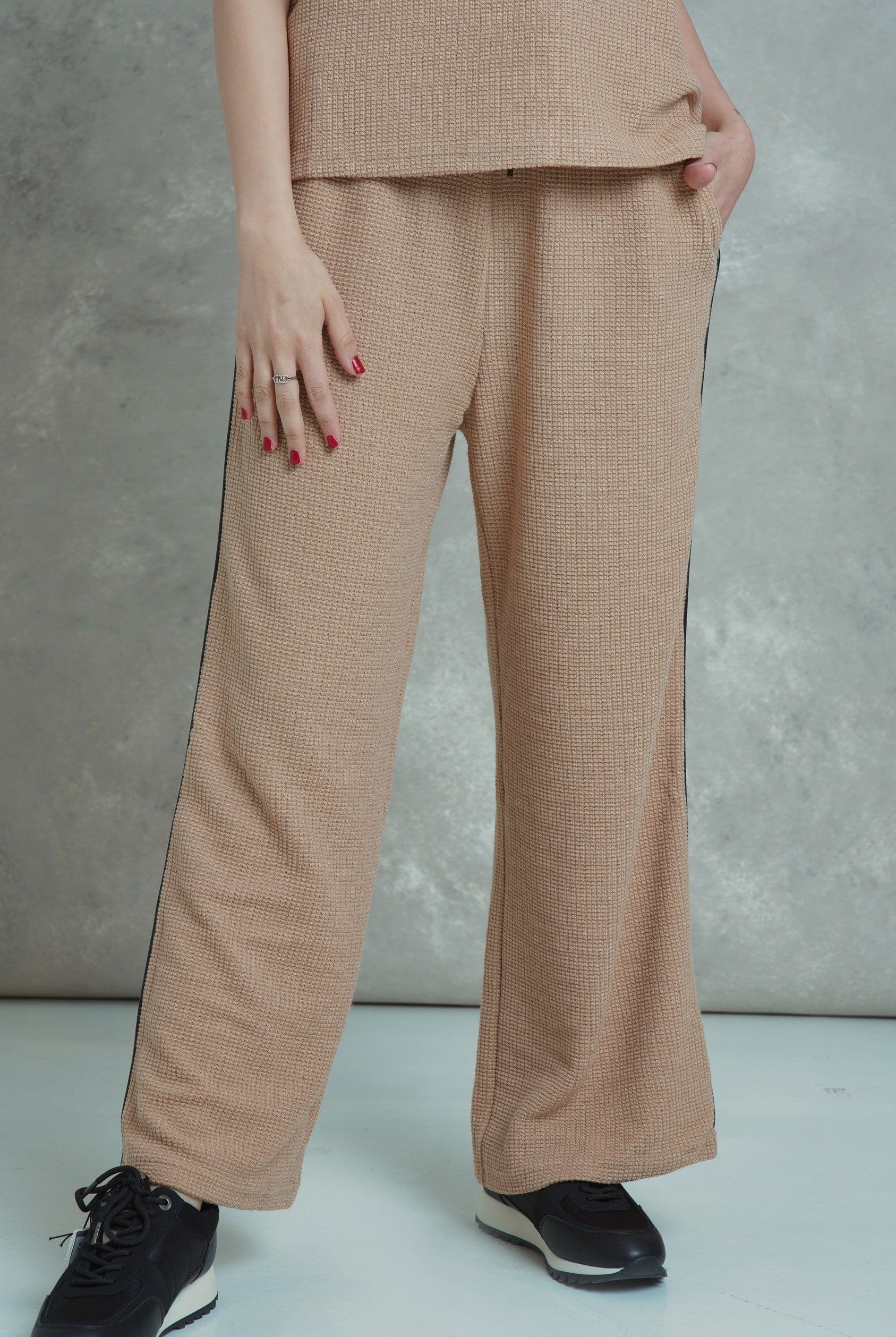 ميكا بنطلون رياضي نسائي واسع