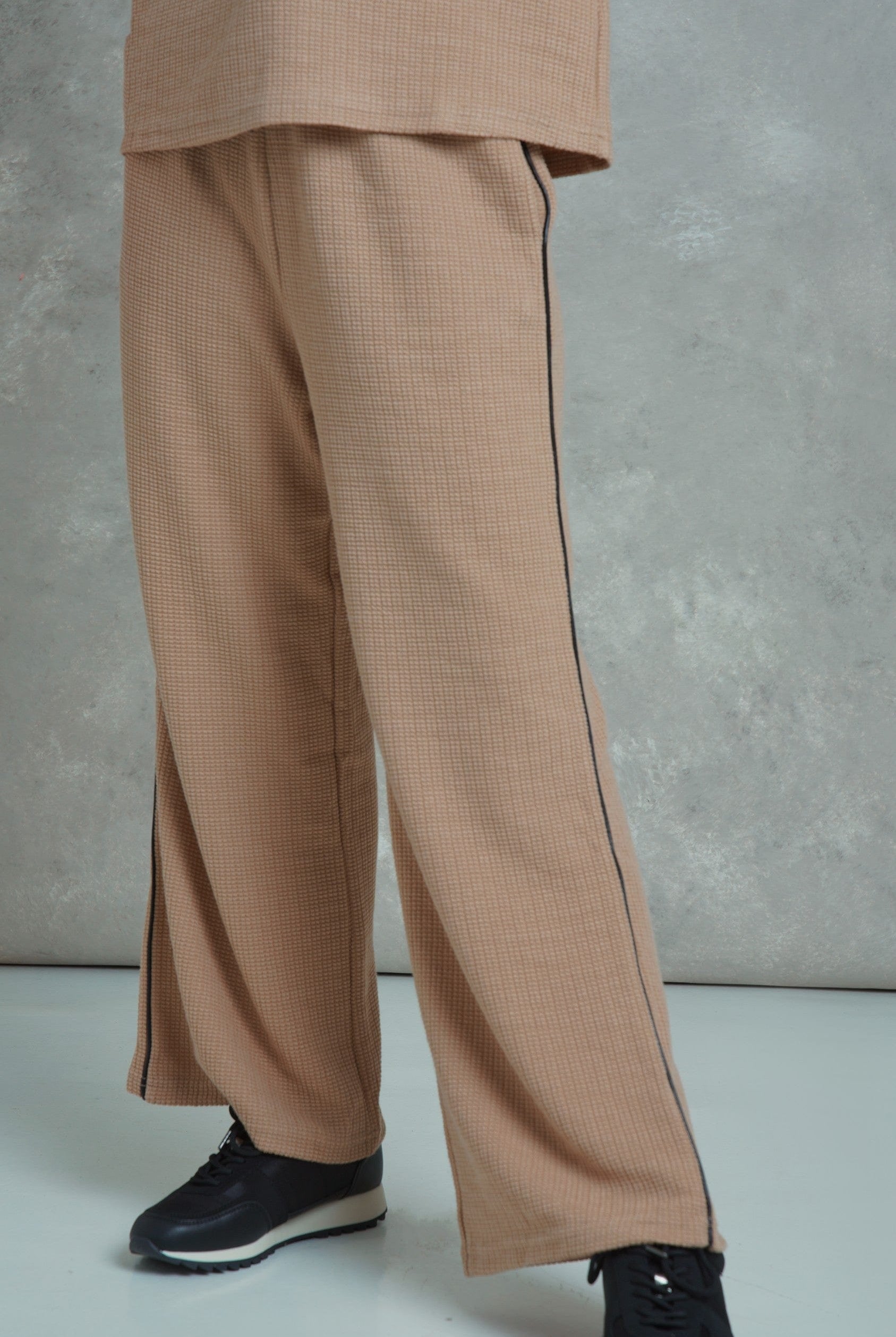 ميكا بنطلون رياضي نسائي واسع